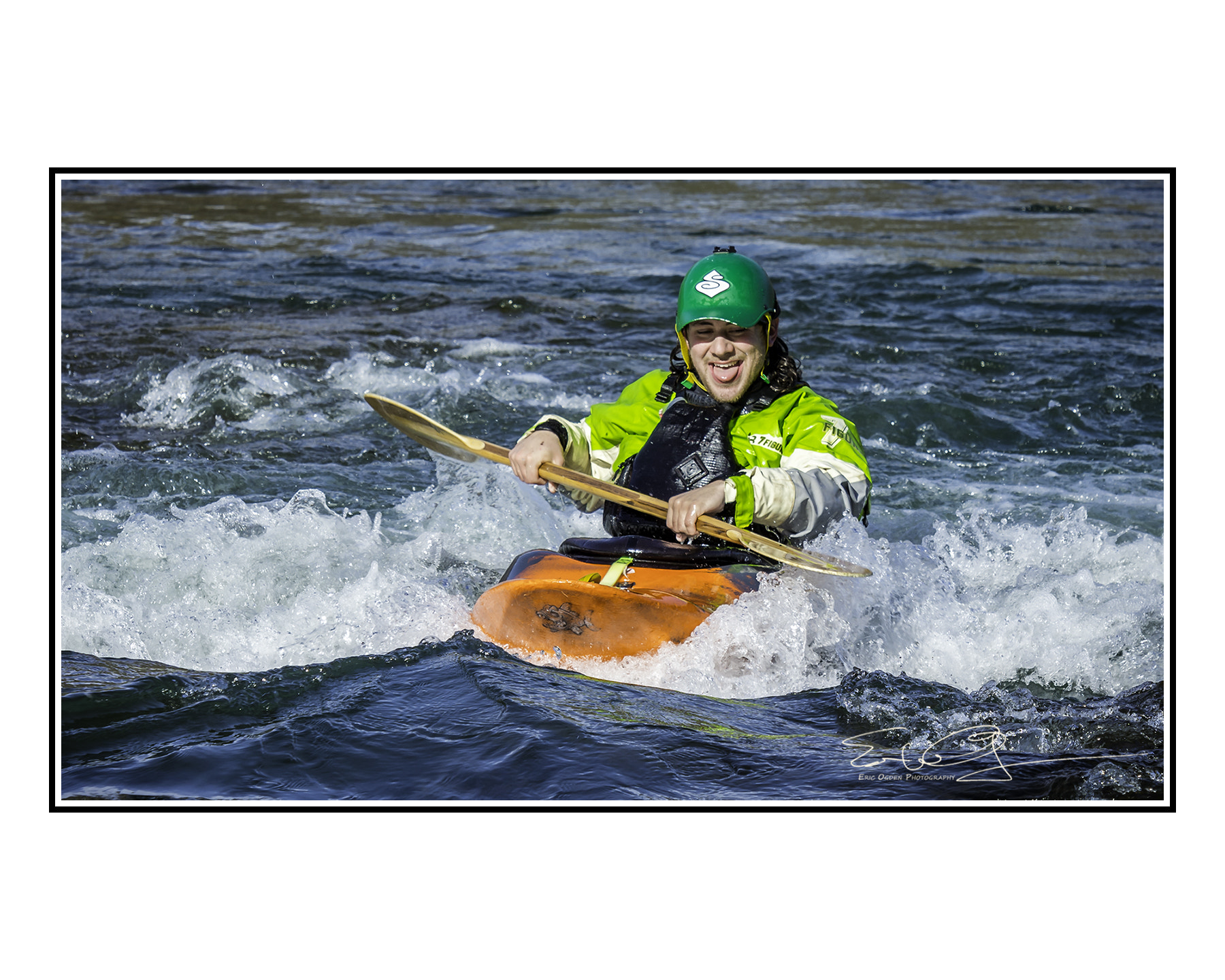 Nikon AF-S Nikkor 70-200mm F2.8G ED VR II sample photo. Fun on the river photography