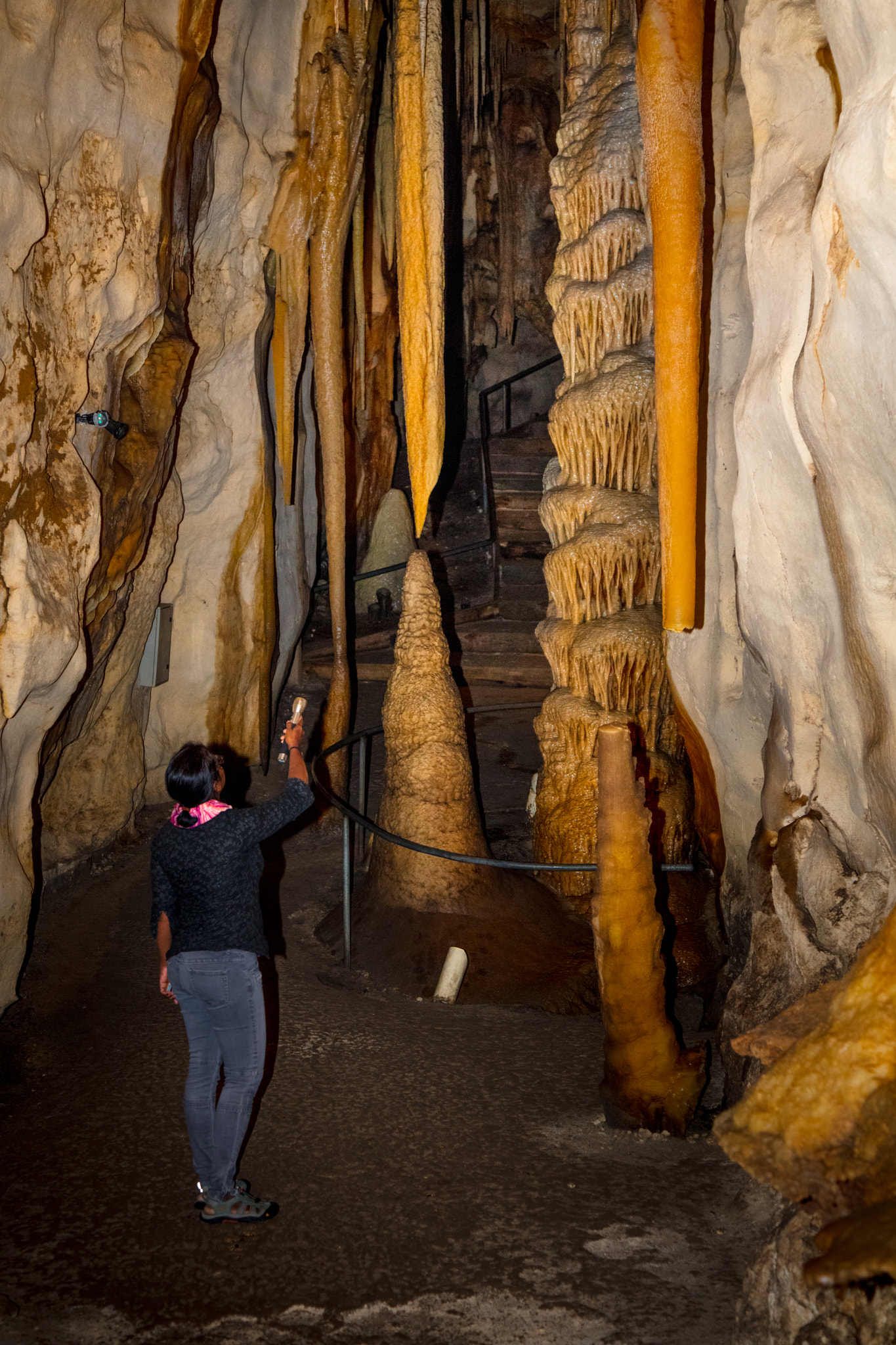 Canon EOS 5DS + Canon EF 24-105mm F4L IS USM sample photo. Princess margaret rose cave photography