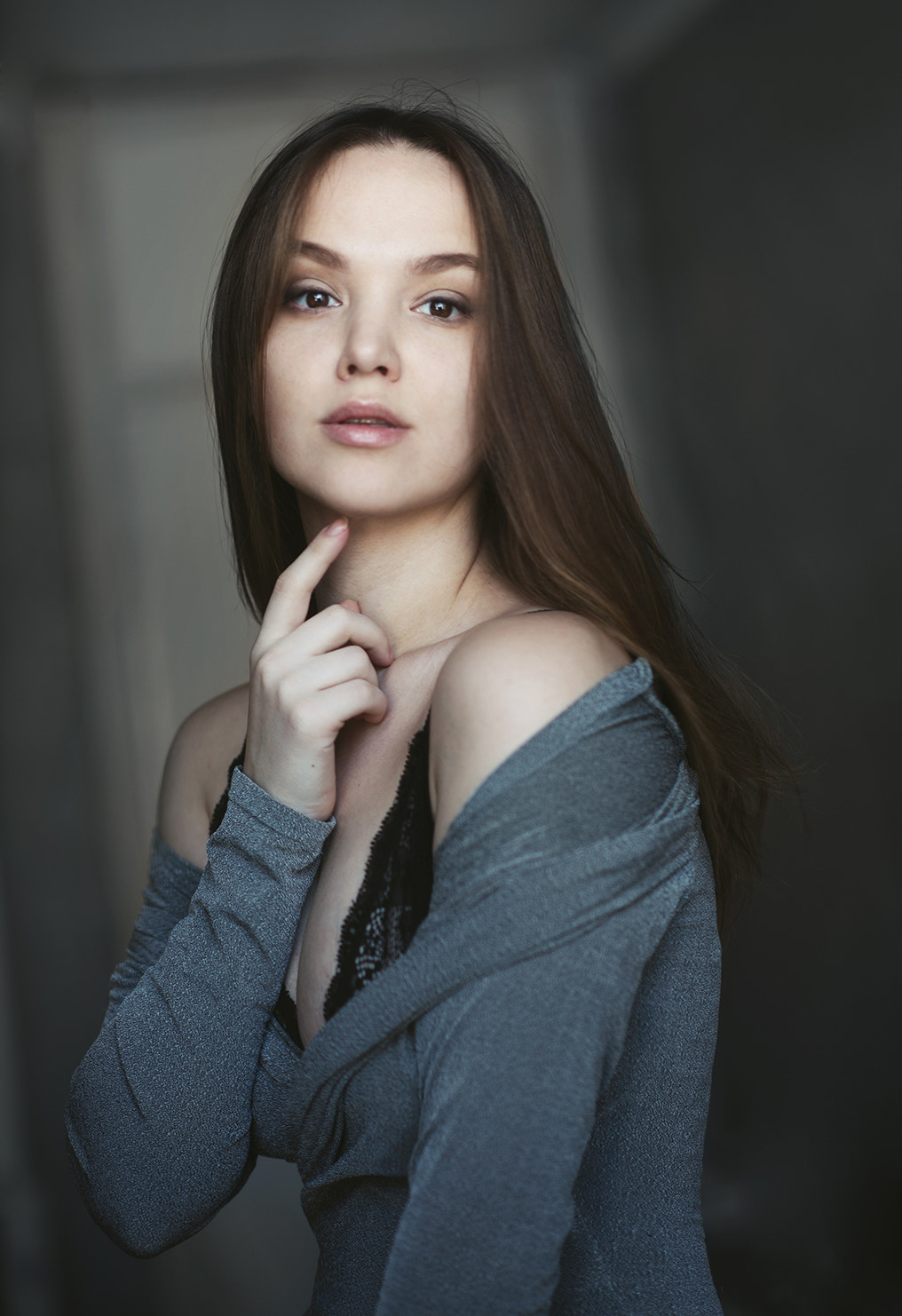 Nikon AF-S Nikkor 85mm F1.4G sample photo. Selfportrait photography