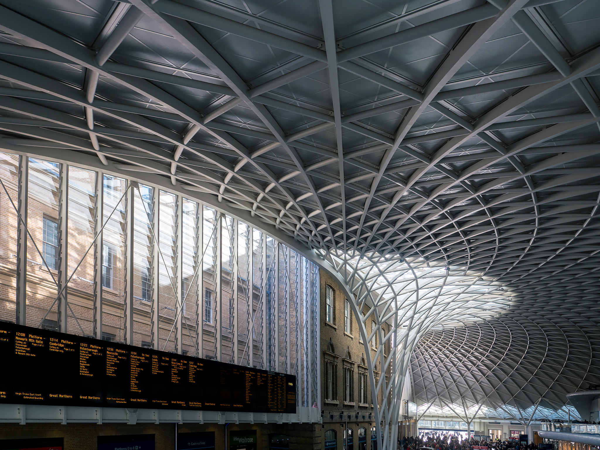 Olympus PEN-F + OLYMPUS M.12mm F2.0 sample photo. Kings cross underground station photography