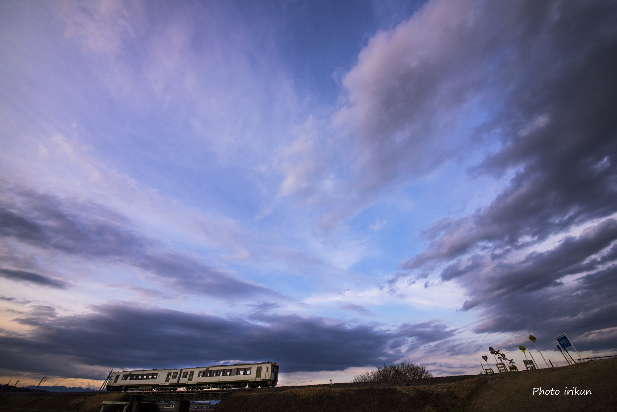 Sigma 12-24mm F4.5-5.6 II DG HSM sample photo. Spring wind photography