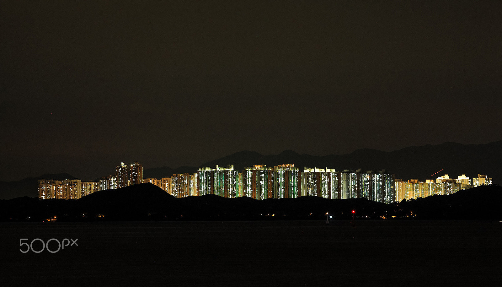 Canon EF 70-300mm F4-5.6L IS USM sample photo. 香港建筑夜景 photography