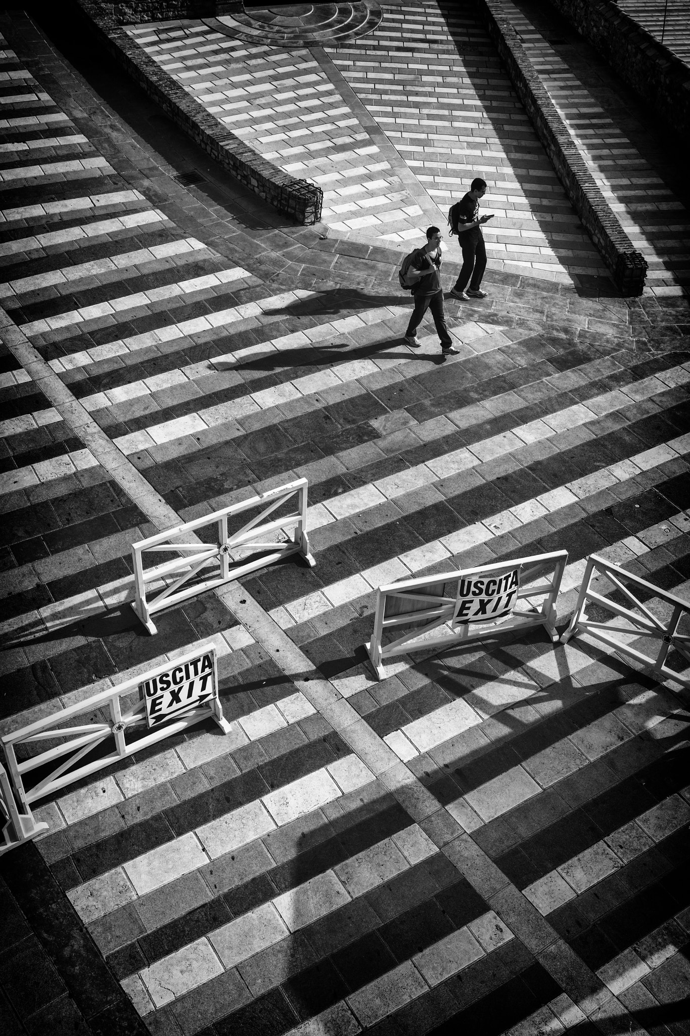 Fujifilm X-Pro2 + Fujifilm XF 10-24mm F4 R OIS sample photo. Long shadows photography