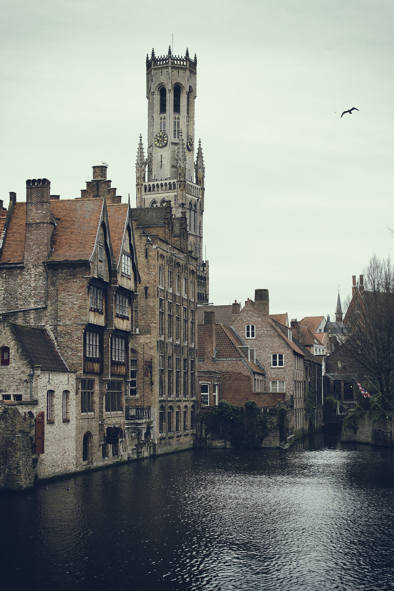 EF28-70mm f/2.8L USM sample photo. Brugge toren photography