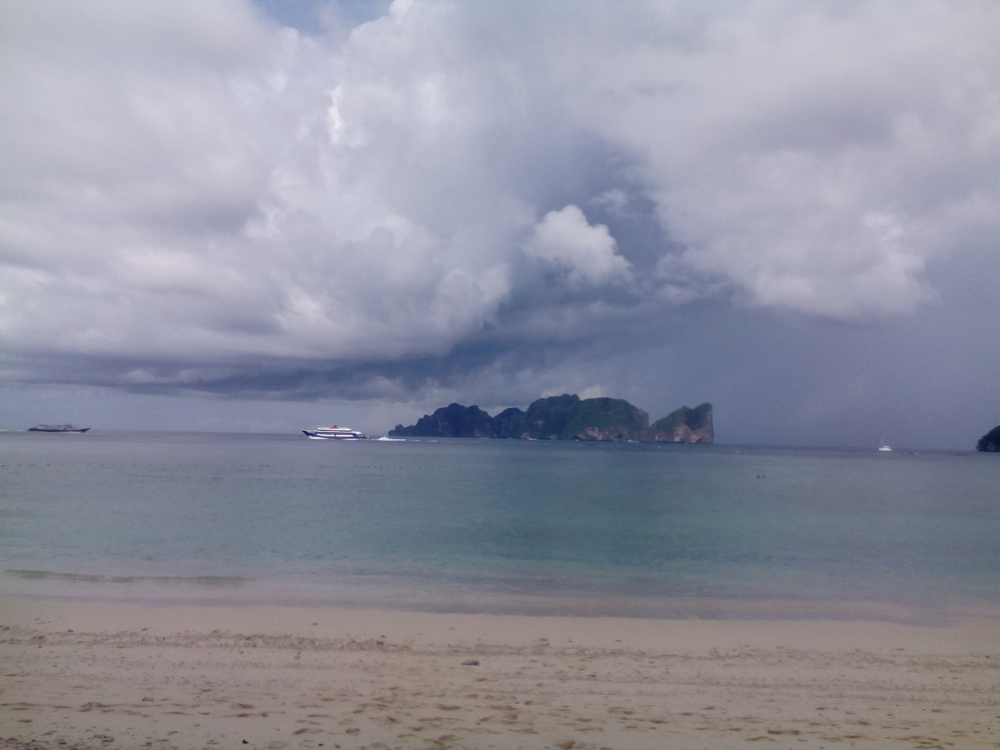 Lenovo A5500-H sample photo. Thailand 2015 photography