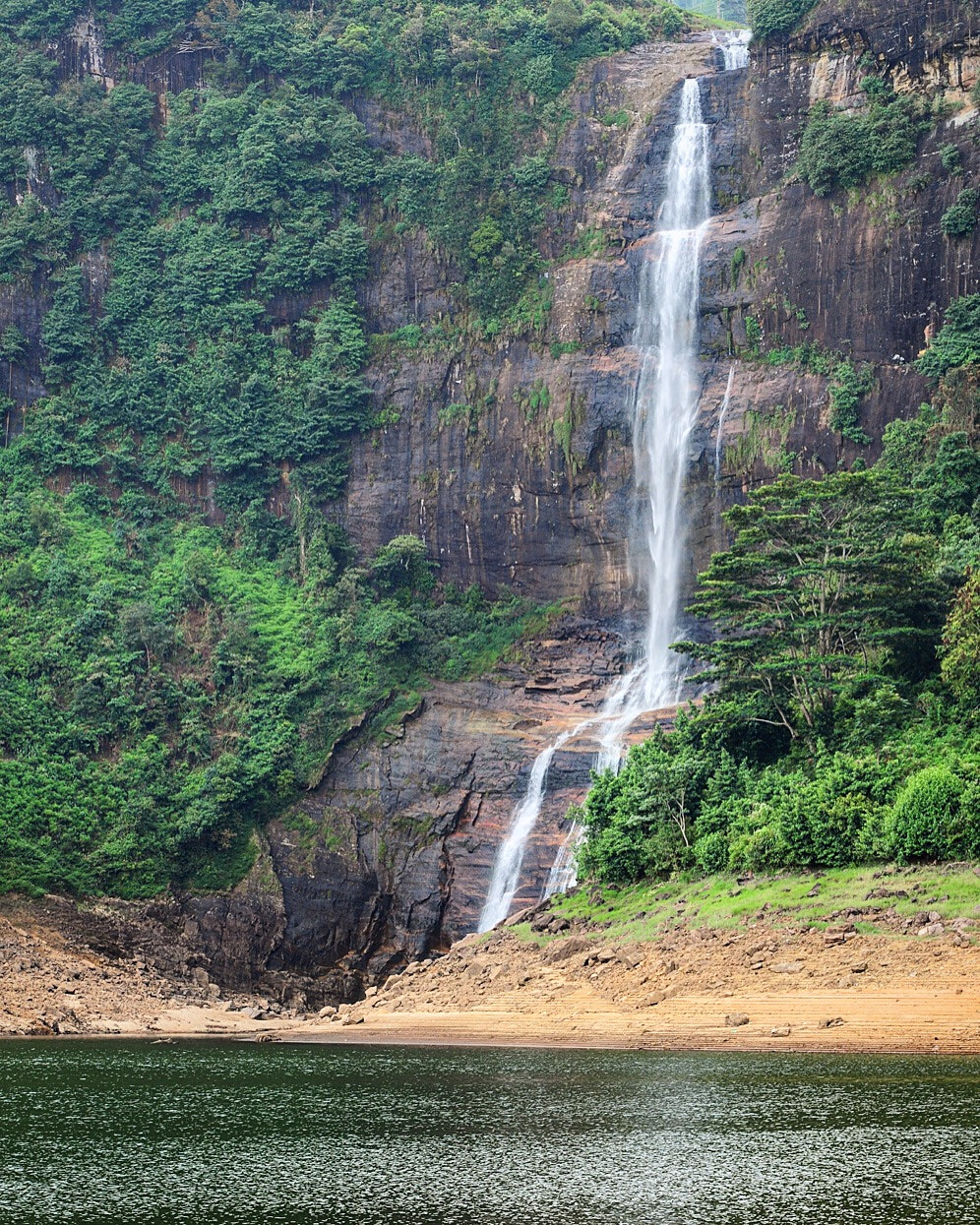 Nikon D300S sample photo. Waterfall in drought season photography