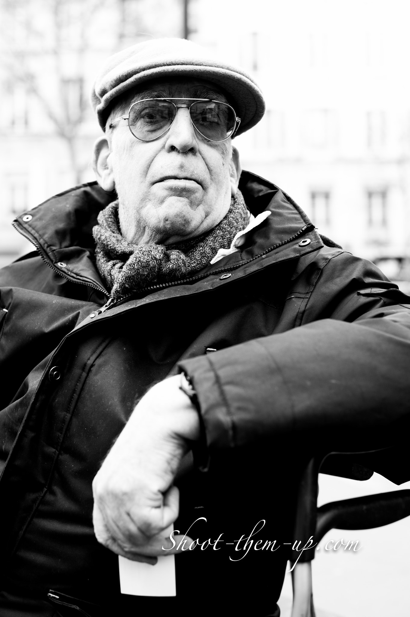 Nikon D4S + Nikon AF-S Nikkor 50mm F1.8G sample photo. Street portrait #2 photography