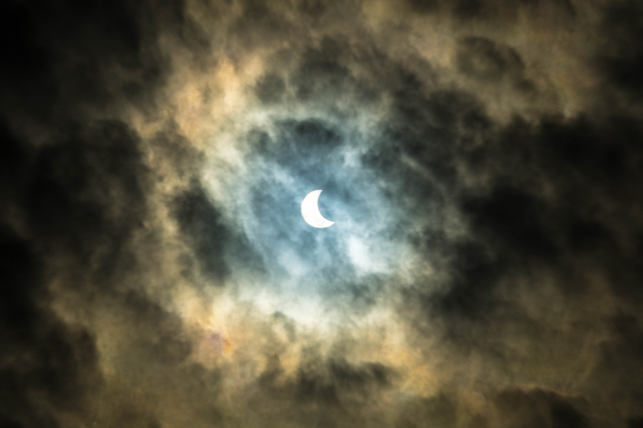 Sony DT 55-300mm F4.5-5.6 SAM sample photo. Eclipse (god's eye nebula?) photography