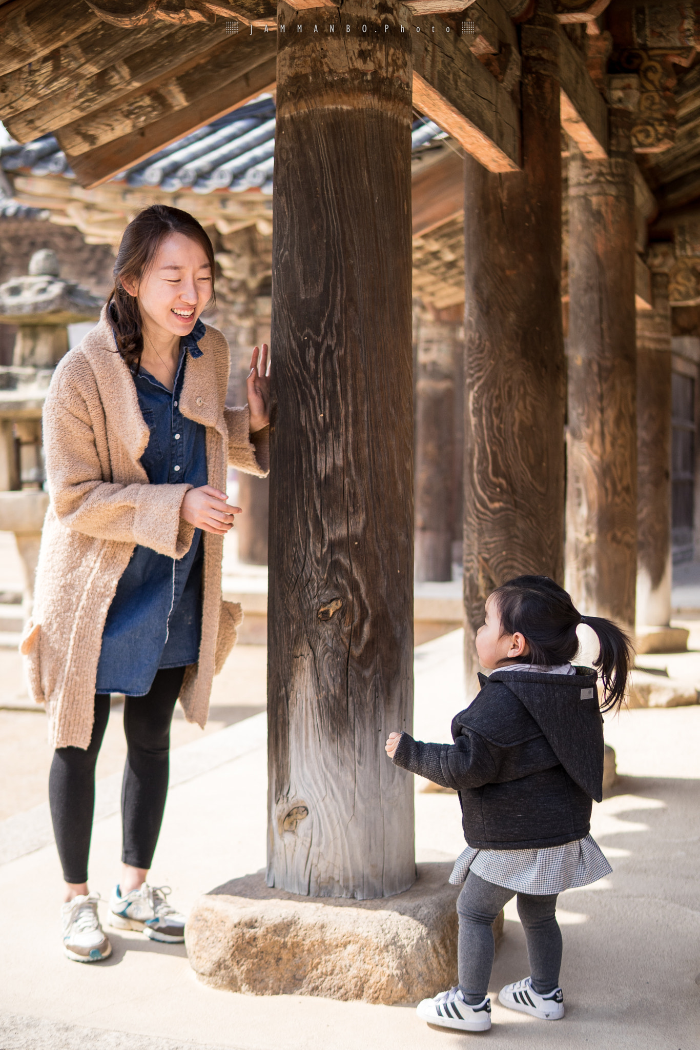 30mm F1.4 DC DN | Contemporary 016 sample photo. Hide and seek  photography