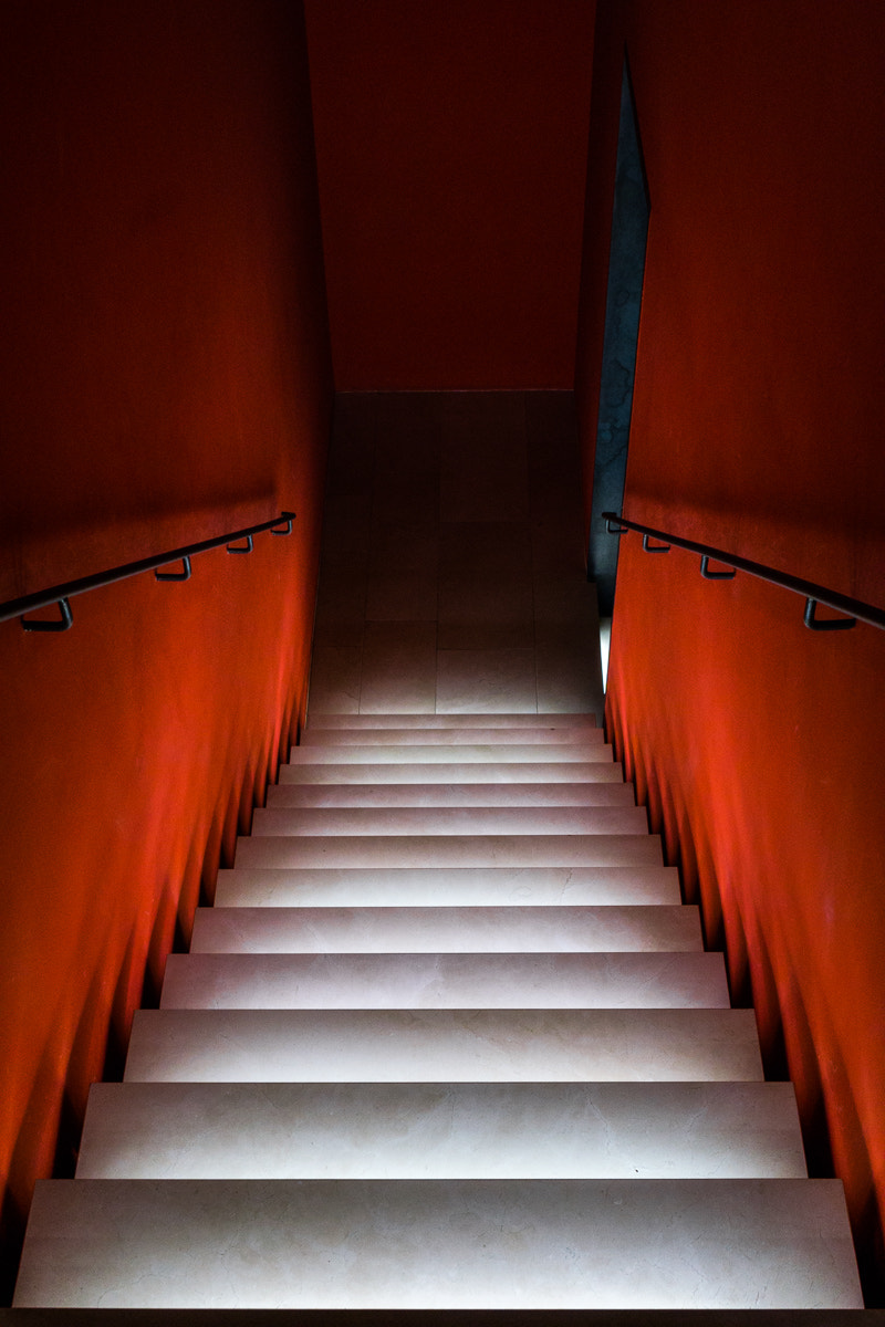 Sony a6000 + Sony E 18-55mm F3.5-5.6 OSS sample photo. Way down photography