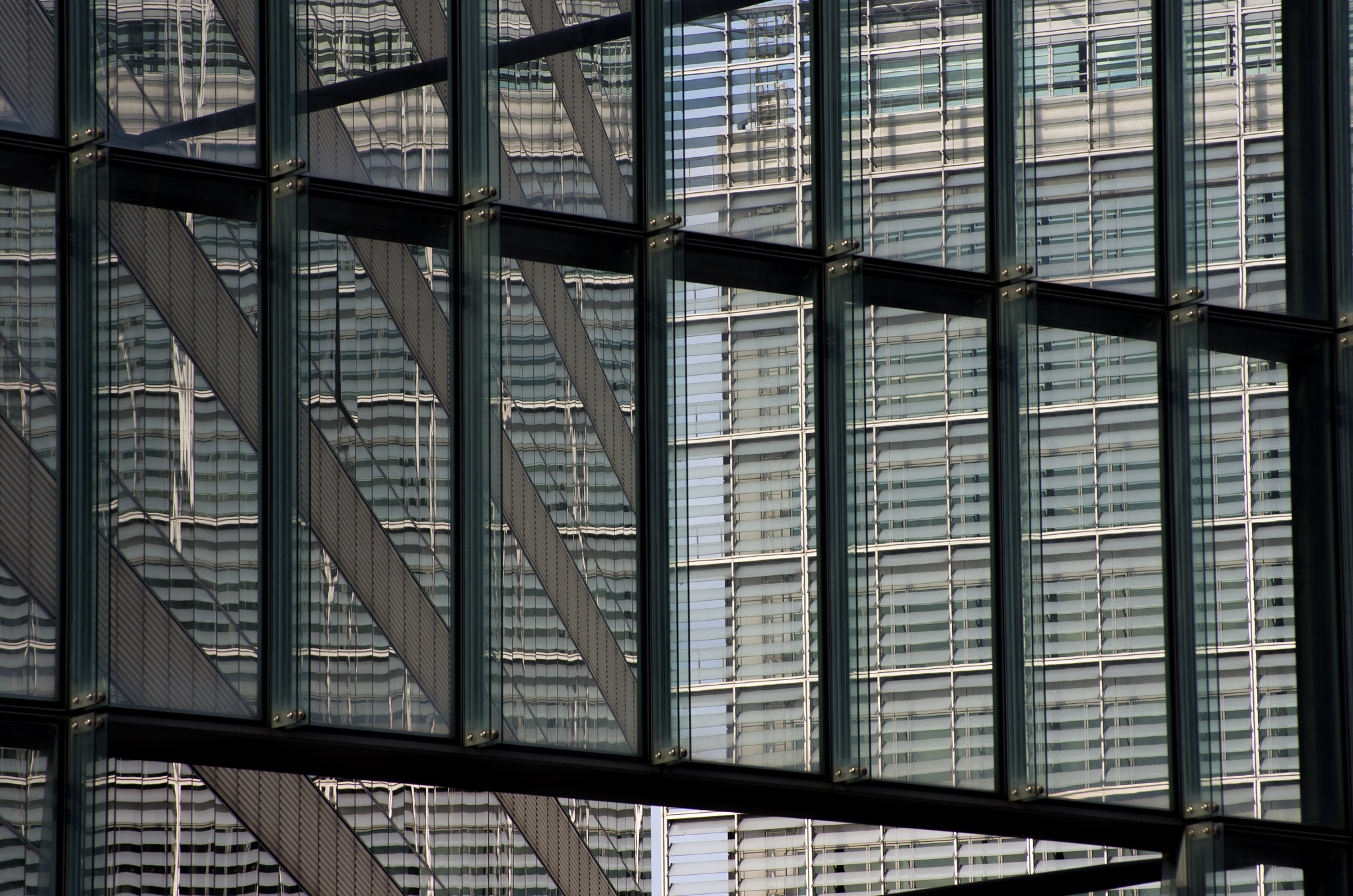 Pentax smc DA* 50-135mm F2.8 ED (IF) SDM sample photo. Lines photography