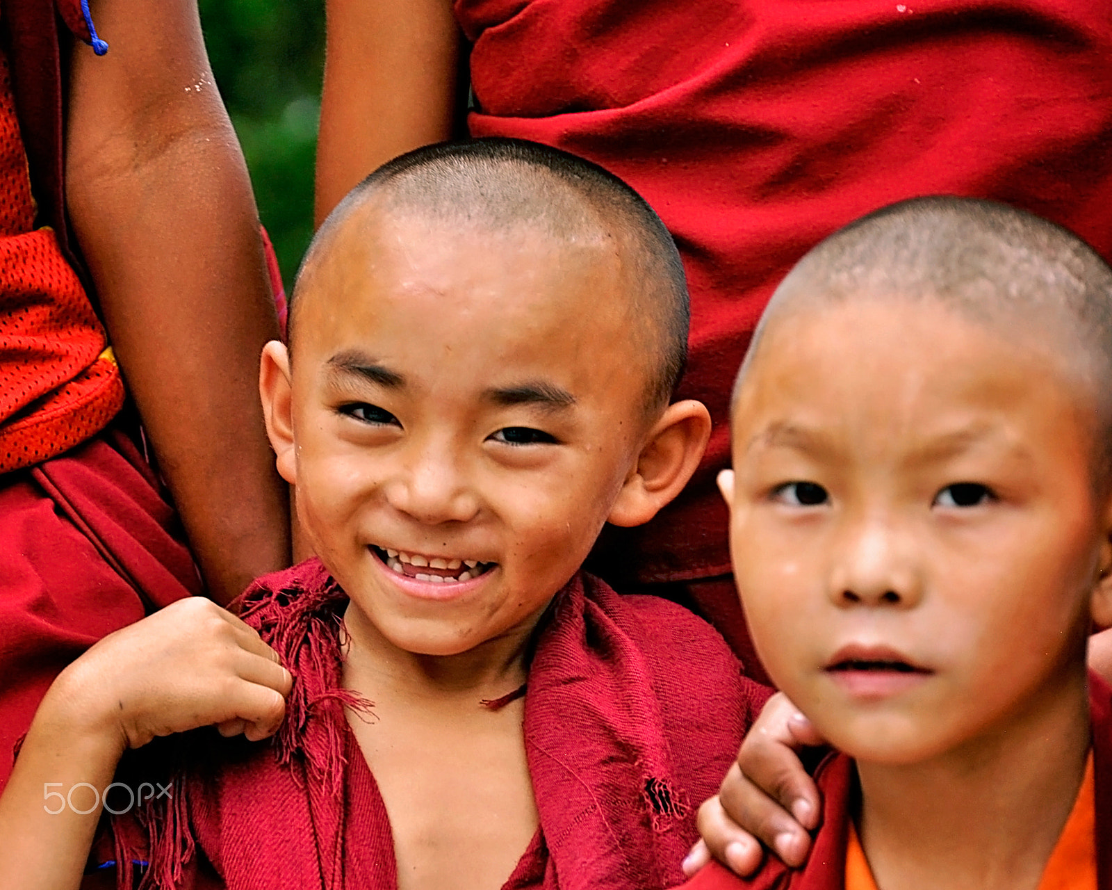 Nikon D90 + Tamron AF 18-270mm F3.5-6.3 Di II VC LD Aspherical (IF) MACRO sample photo. Buddhist monk nepal photography