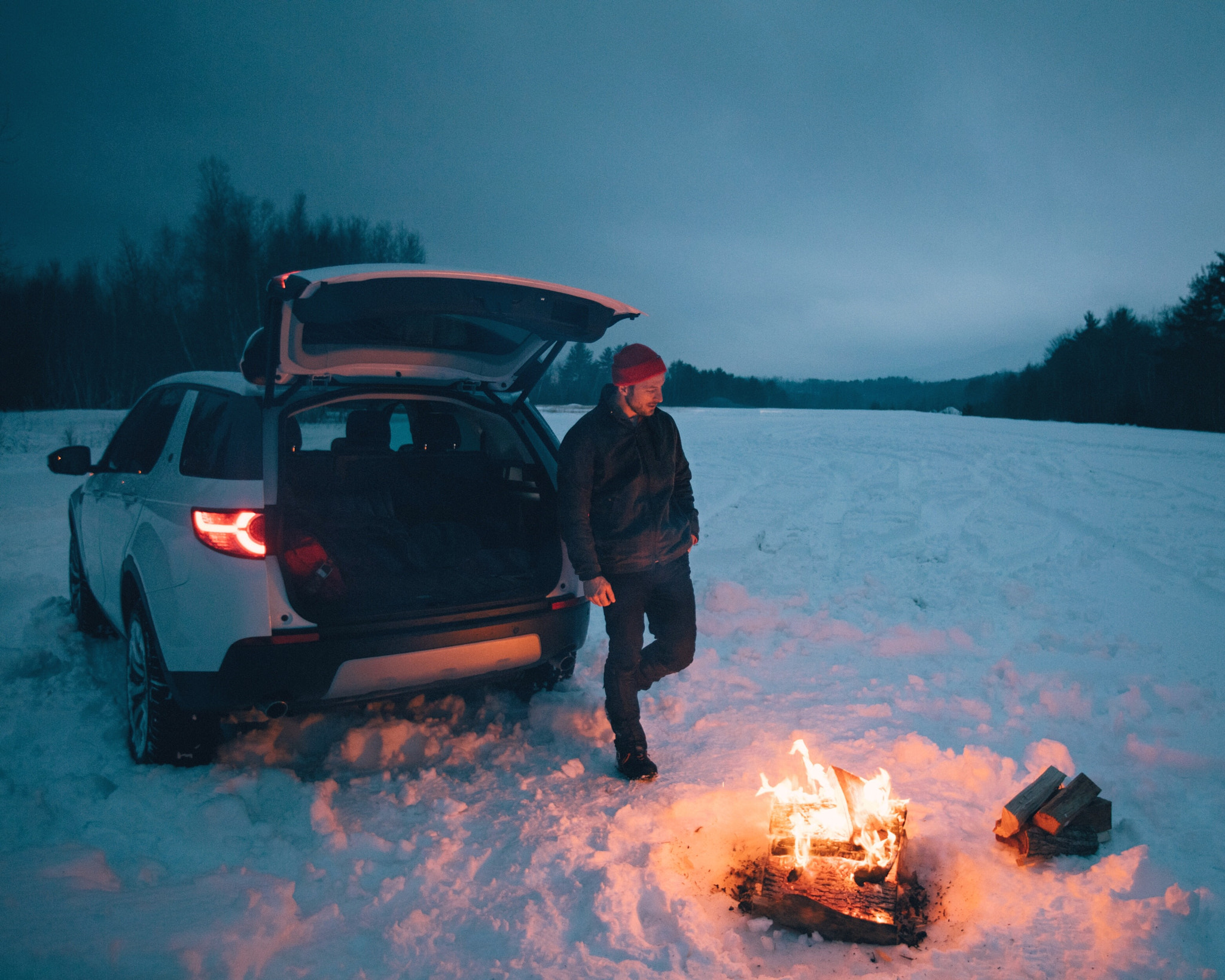 Canon EF 16-35mm F2.8L II USM sample photo. Snowy nights in vermont, just like the old movies. photography