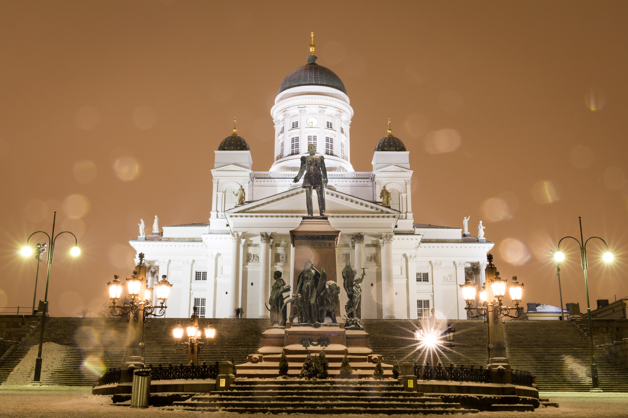 Sigma 24-70mm F2.8 EX DG Macro sample photo. Helsinki cathedral - senate square  photography