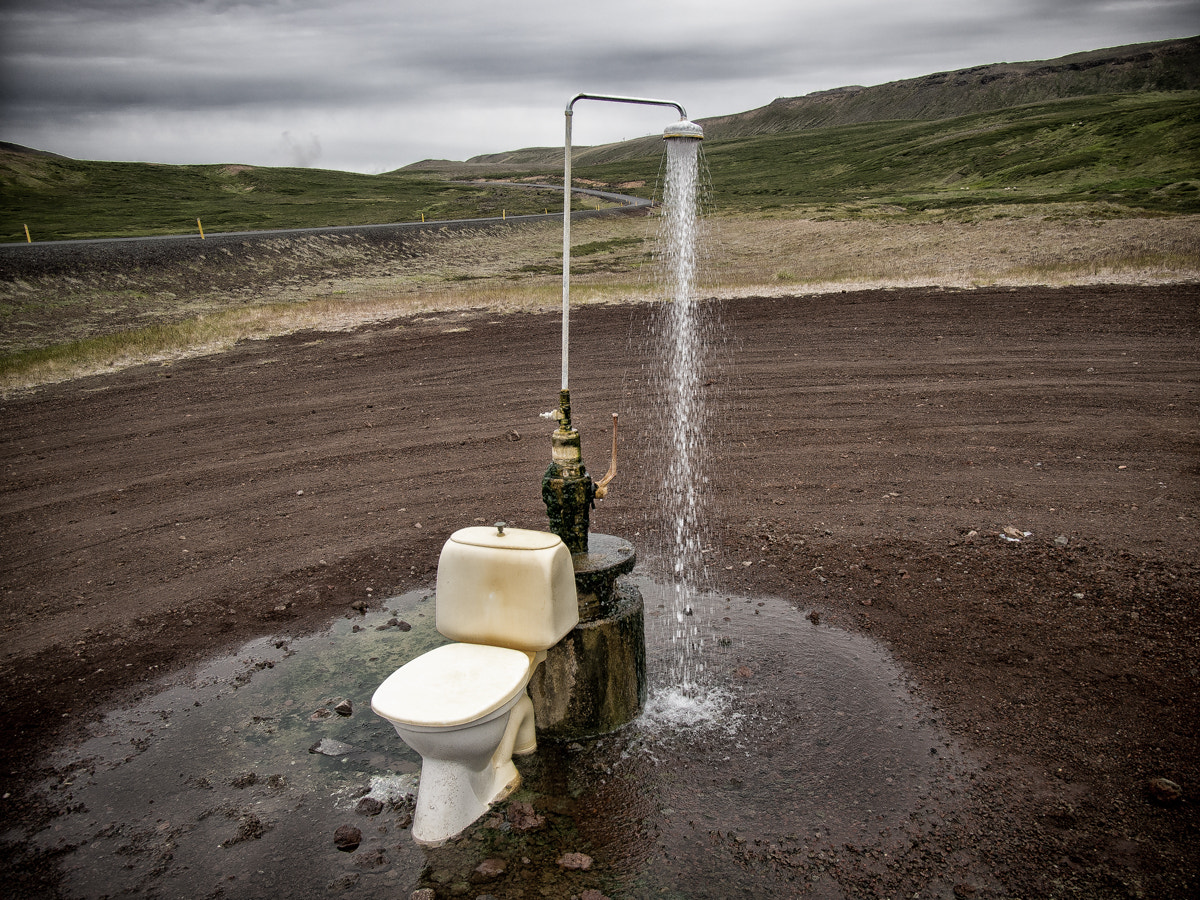 Olympus OM-D E-M5 + Panasonic Lumix G Vario 7-14mm F4 ASPH sample photo. Iceland wellness photography