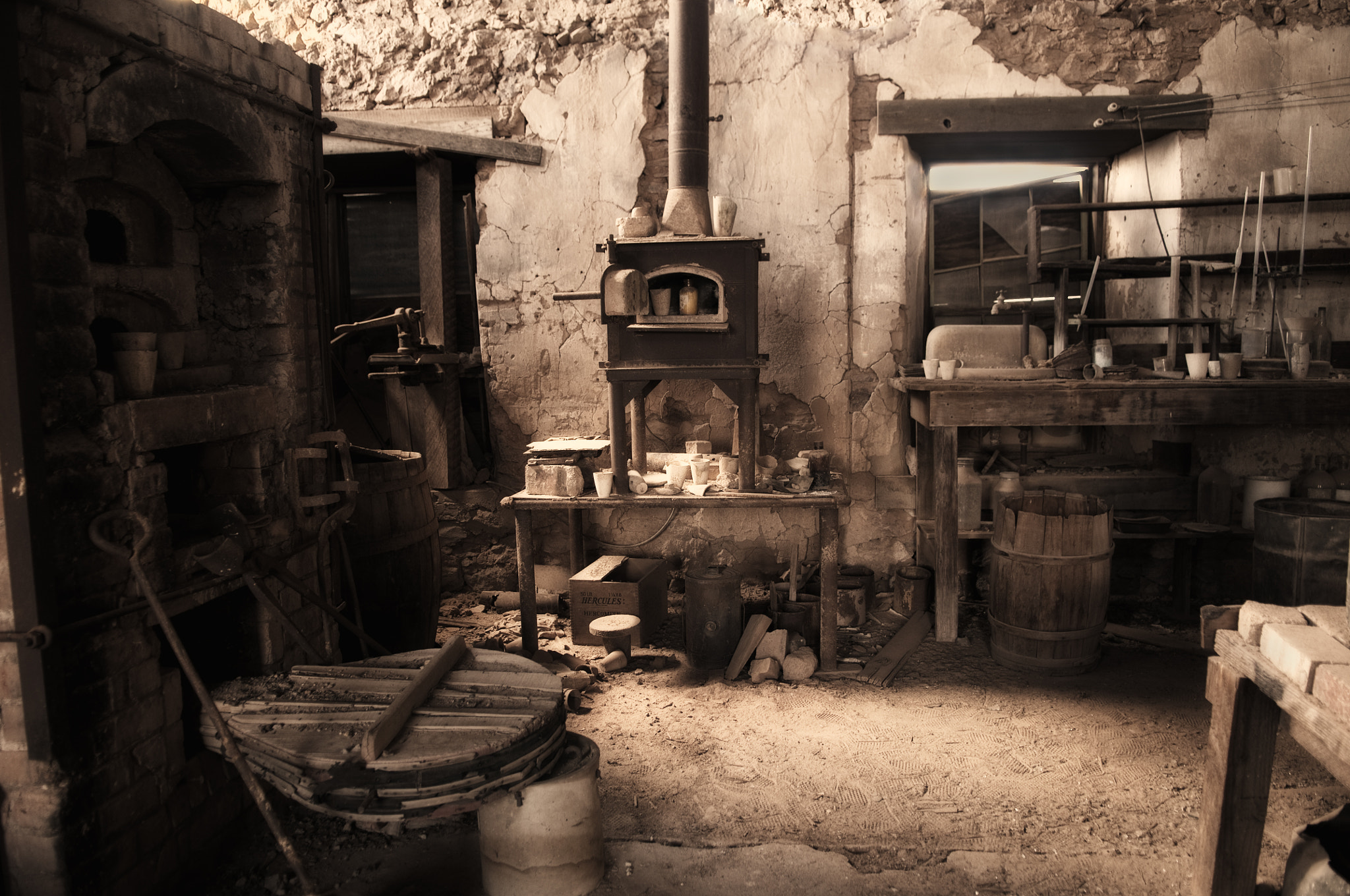 Nikon D300 sample photo. Vulture mine assay office photography