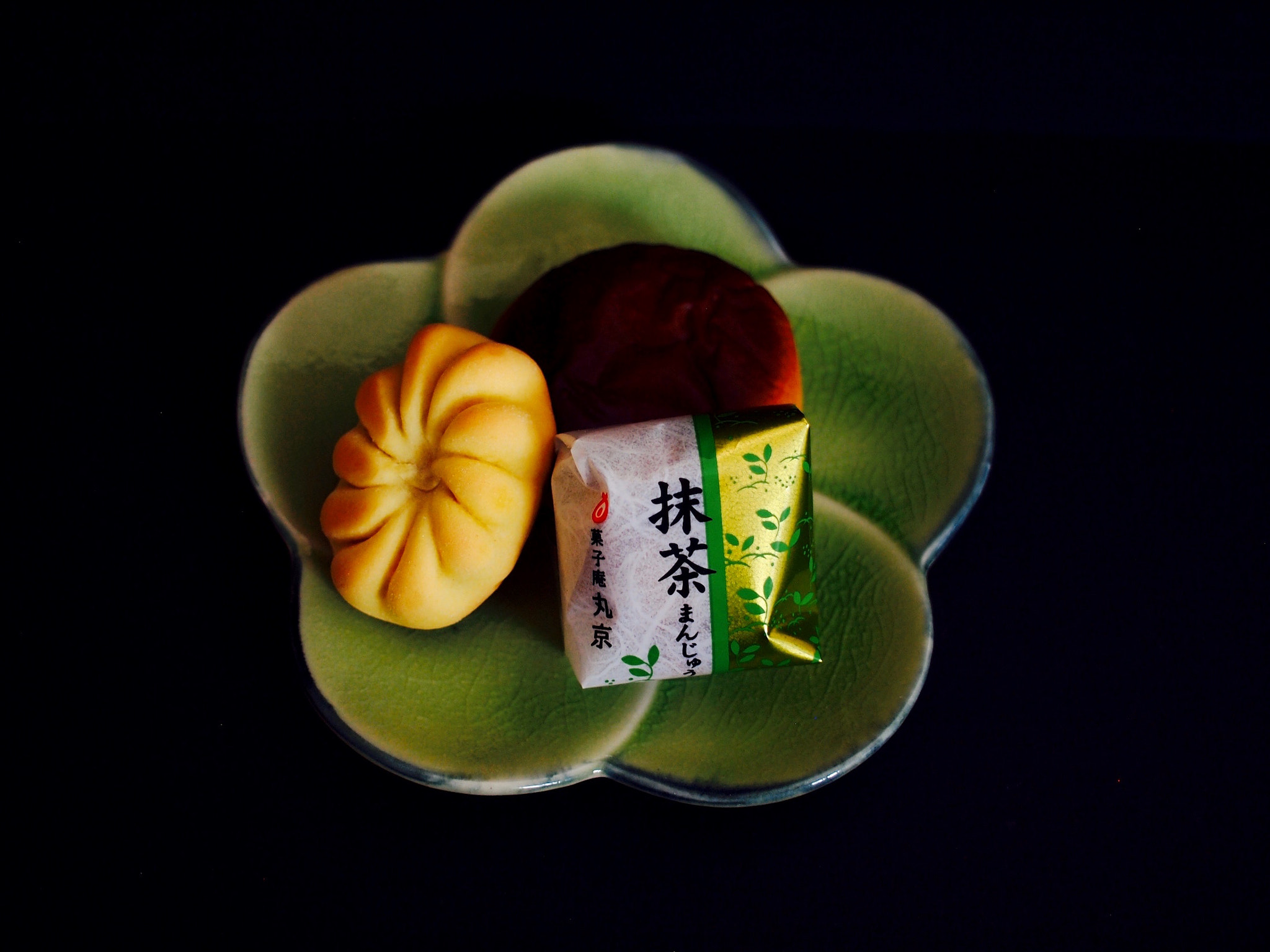 Olympus PEN E-PL1 + Olympus Zuiko Digital 25mm F2.8 Pancake sample photo. 03 和菓子 - wagashi photography