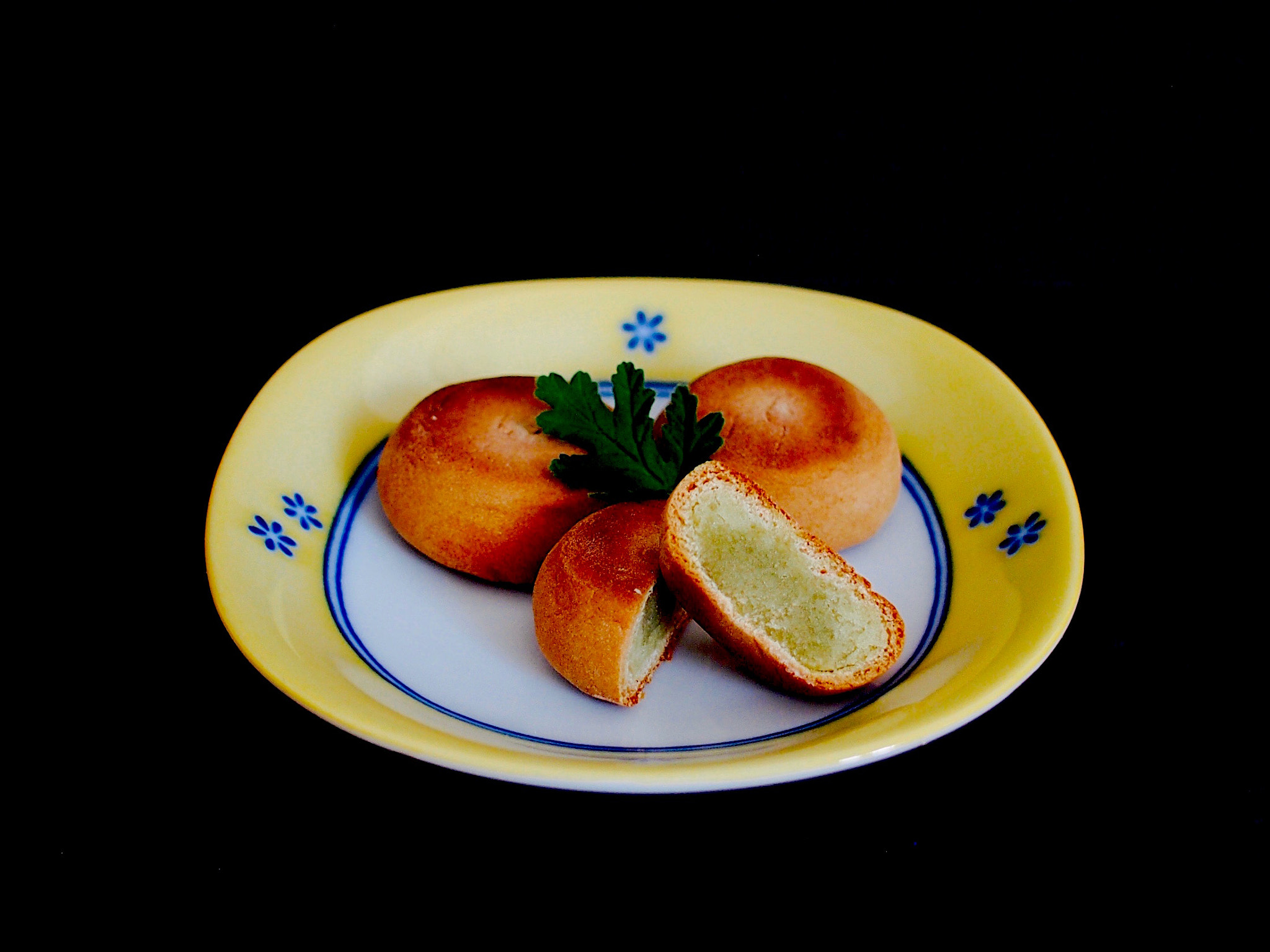 Olympus Zuiko Digital 25mm F2.8 Pancake sample photo. 05 和菓子 - wagashi photography