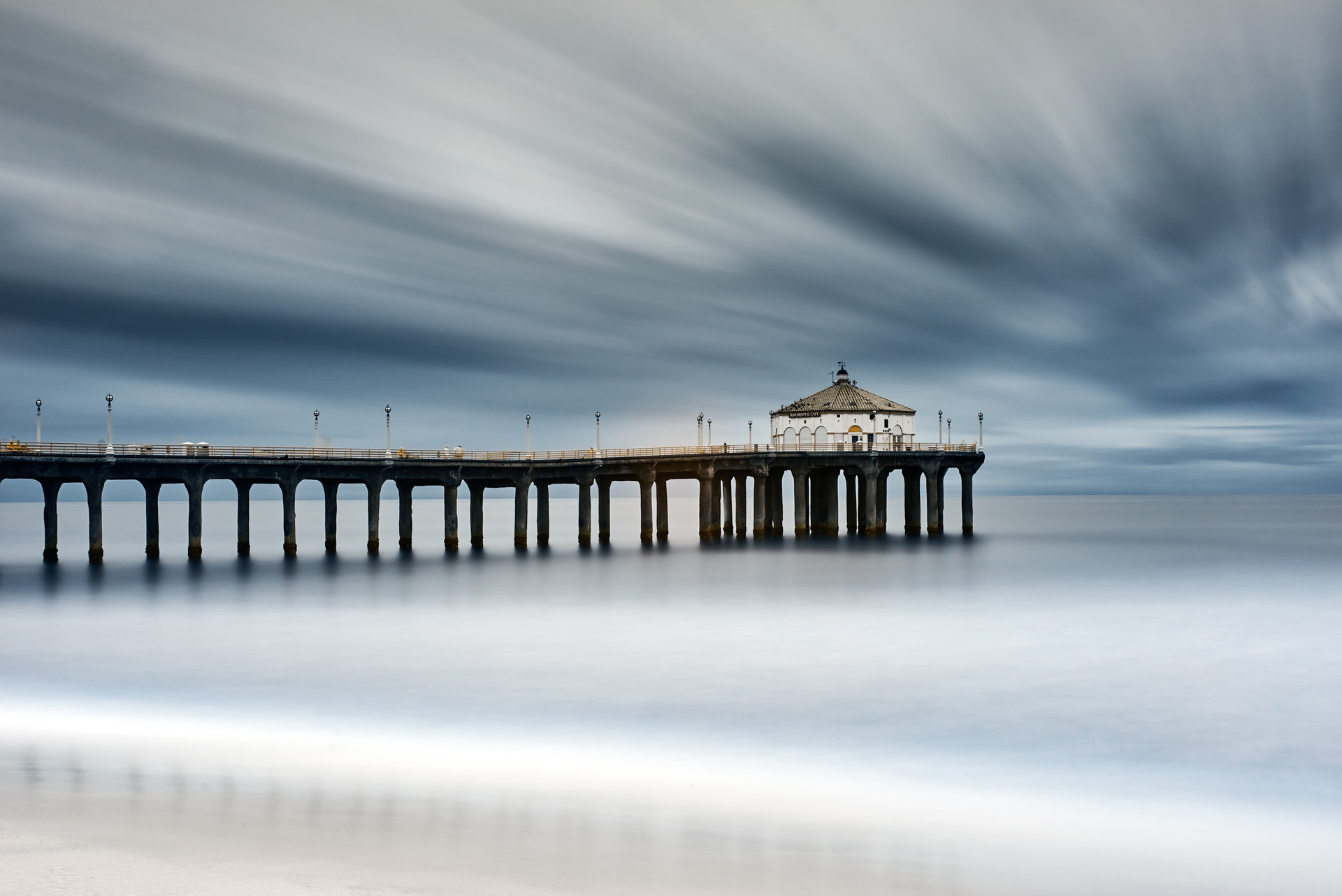 Sony a7R sample photo. Manhattan beach pier 7 minute exposure photography