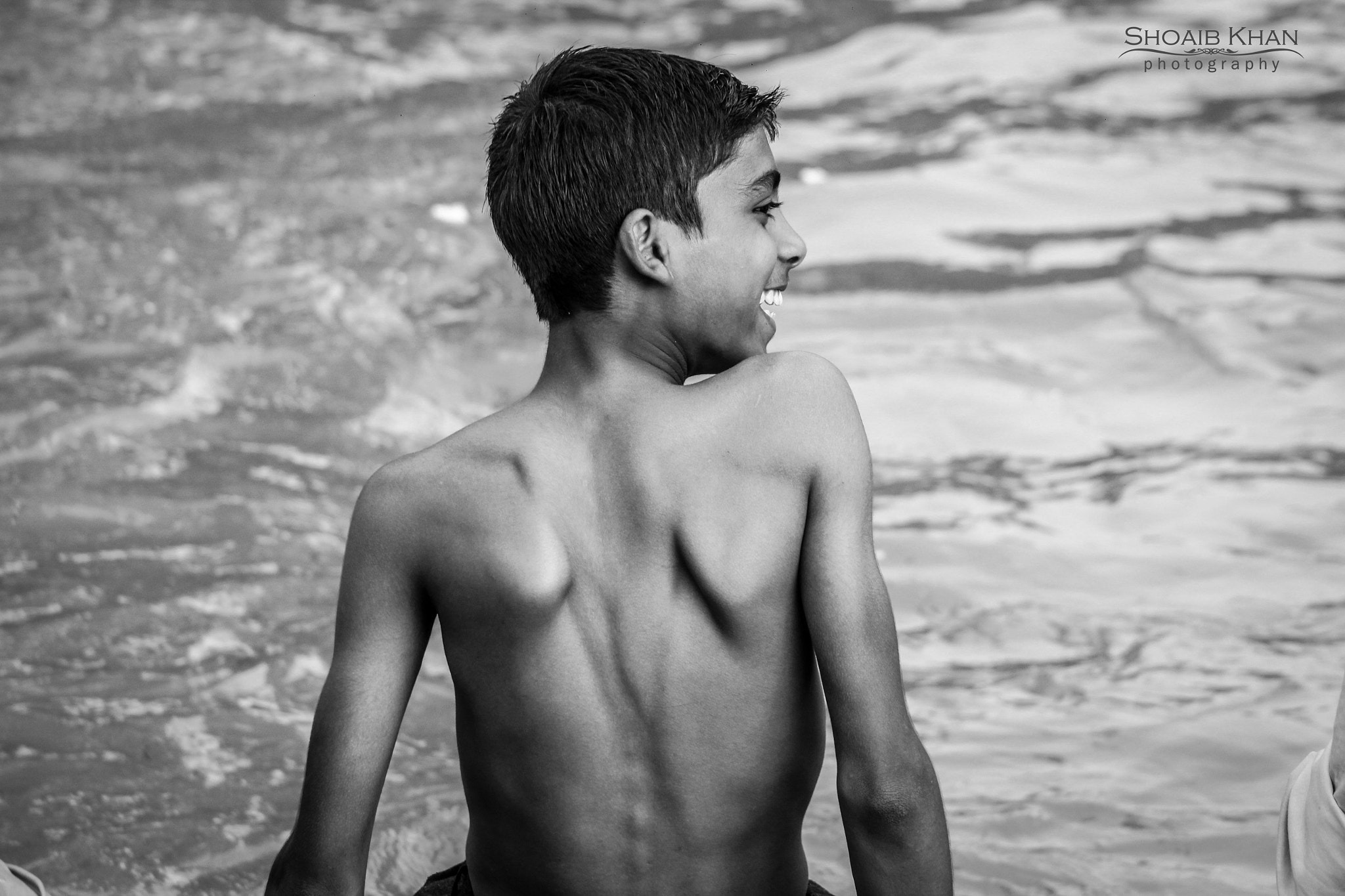 Canon EOS 550D (EOS Rebel T2i / EOS Kiss X4) + EF75-300mm f/4-5.6 sample photo. Lahori boy photography