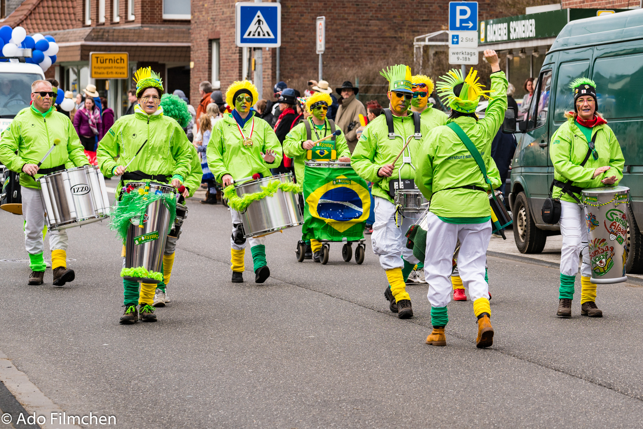 Sony FE 70-200mm F2.8 GM OSS sample photo. Rosenmontag balkhausen photography