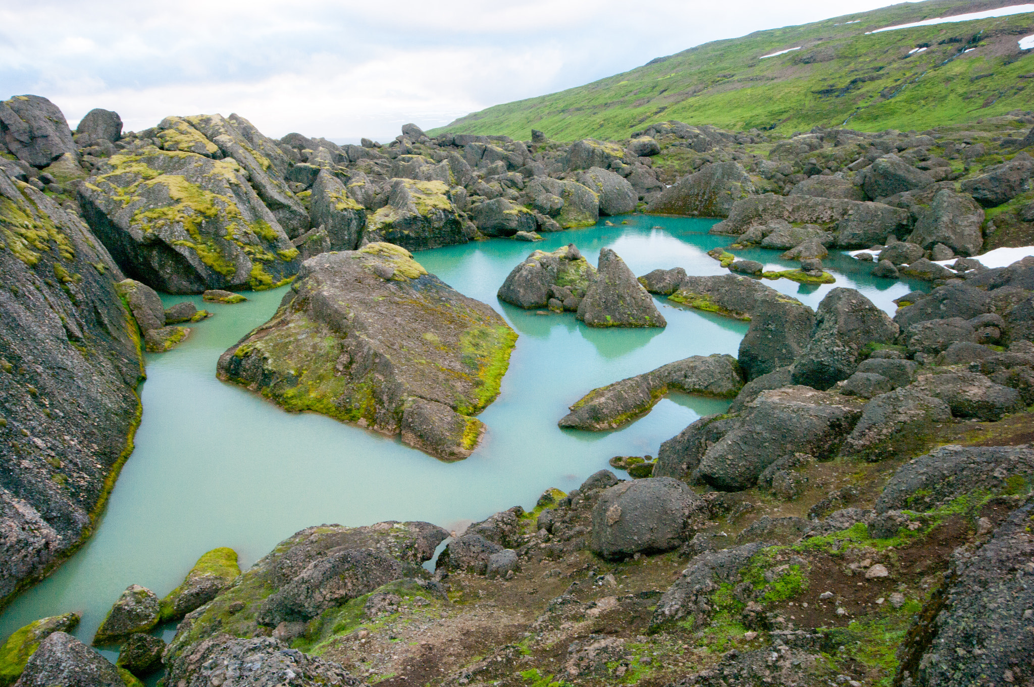 Pentax K20D sample photo. The hidden glacial pond of stórurð, iceland photography