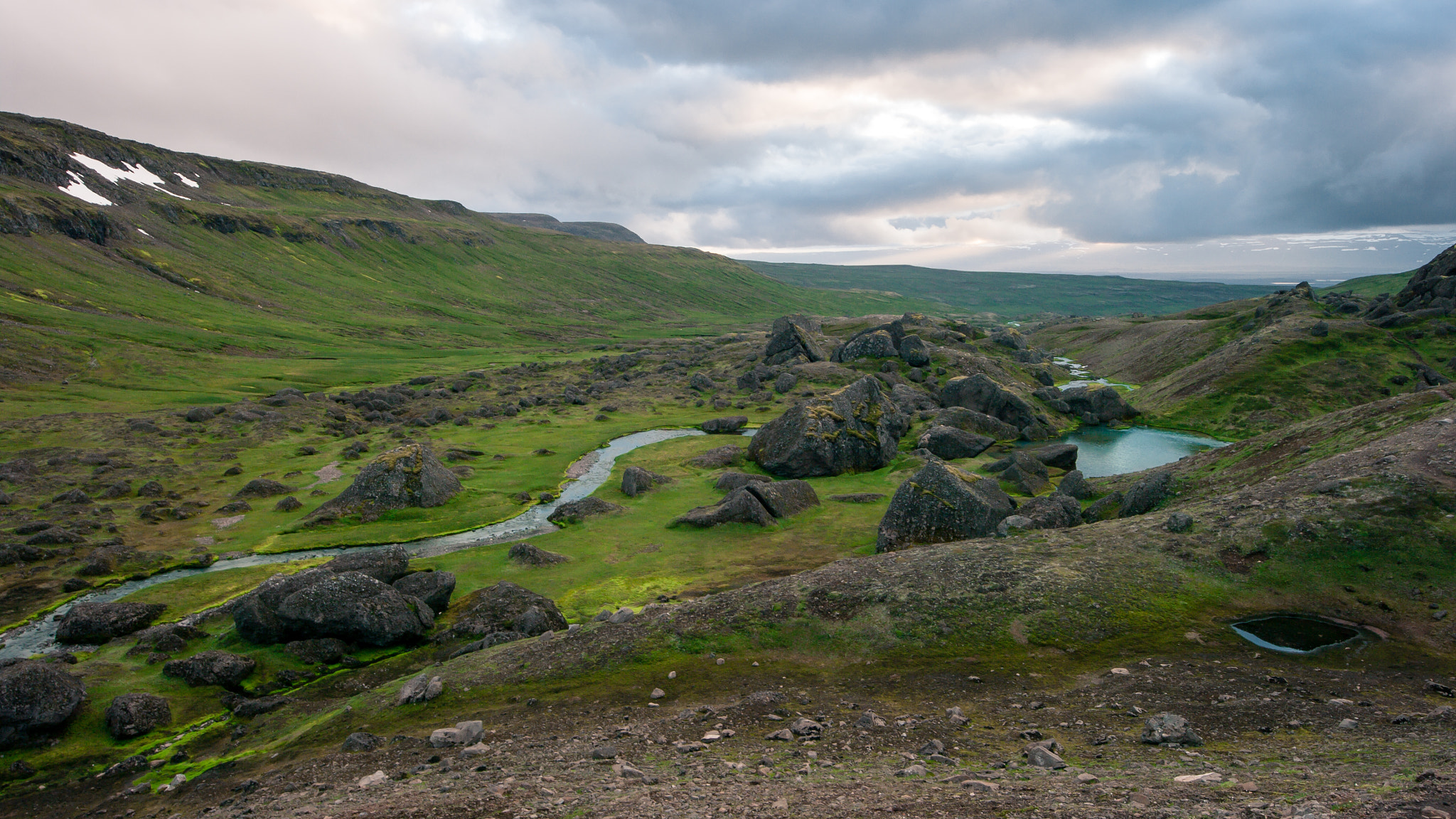 Pentax K20D sample photo. Remote valley near stórurð, iceland photography