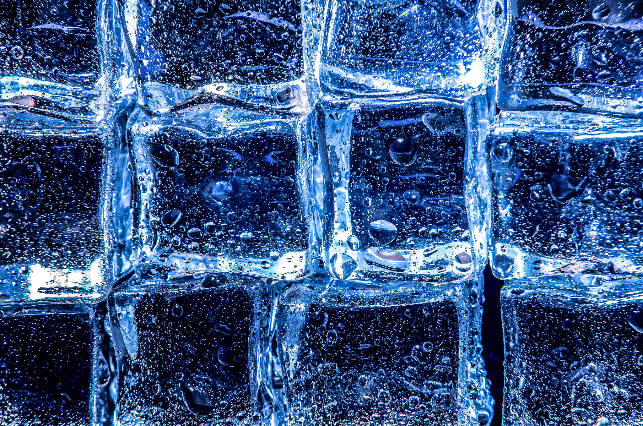 Pentax K-5 sample photo. Ice cubes photography