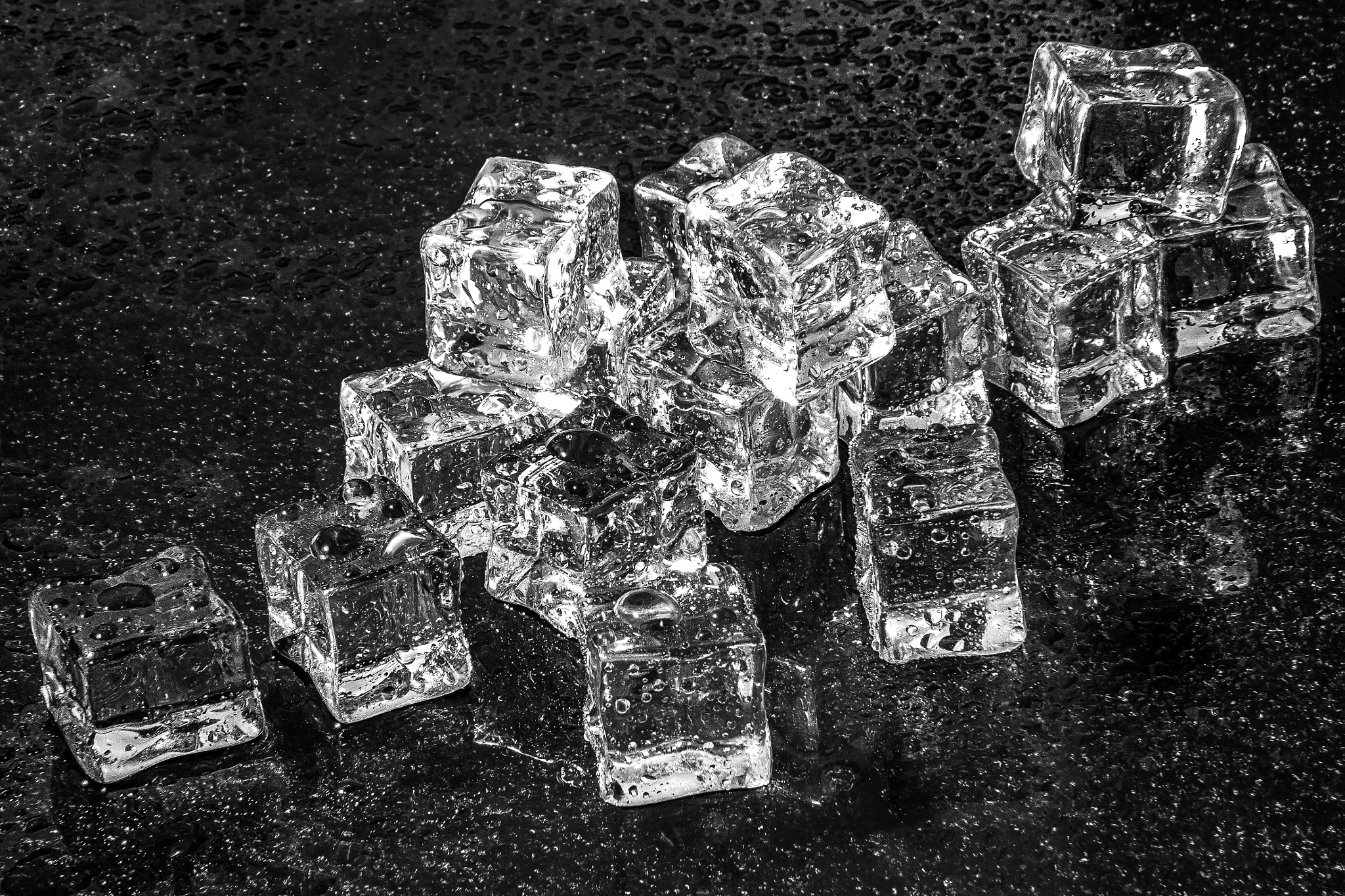 Sigma 70-200mm F2.8 EX DG Macro HSM II sample photo. Ice cubes photography