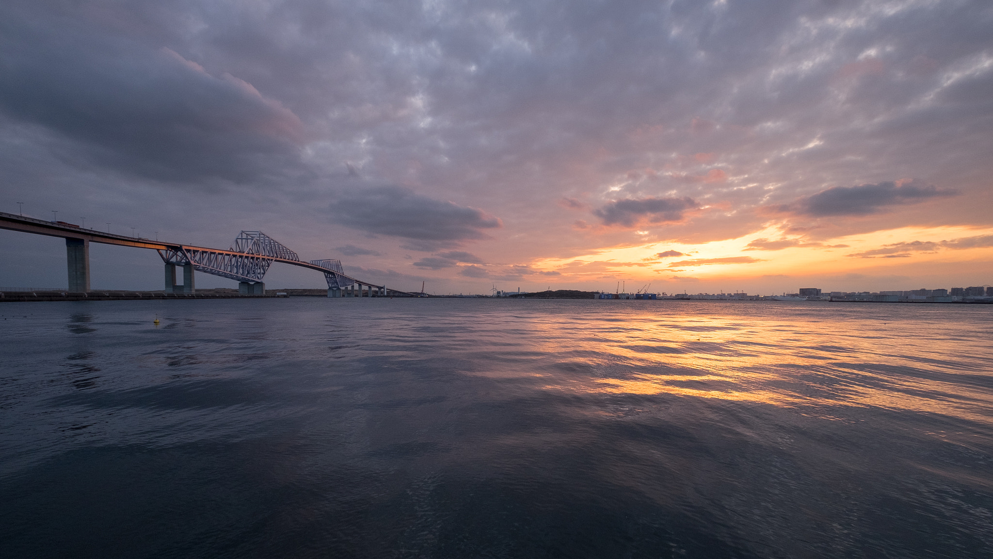 Fujifilm XF 10-24mm F4 R OIS sample photo. Bridge and sunset photography