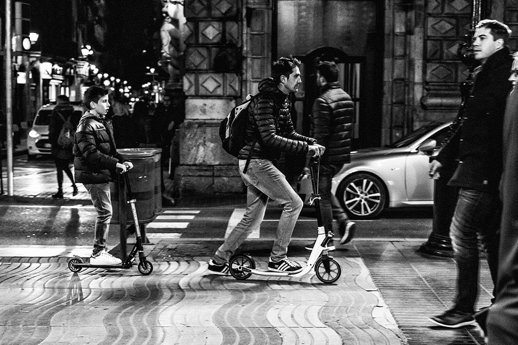 Canon EF 40mm F2.8 STM sample photo. Barcelona guys! photography
