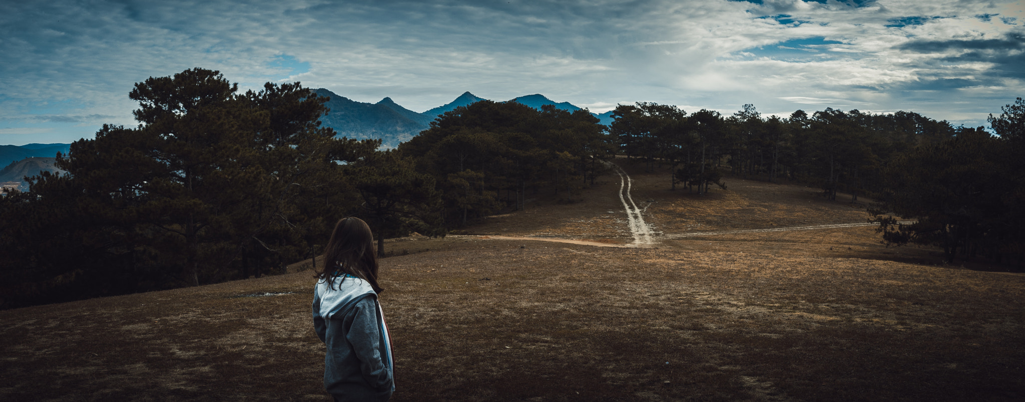 Sony a7 II sample photo. Into the valley photography