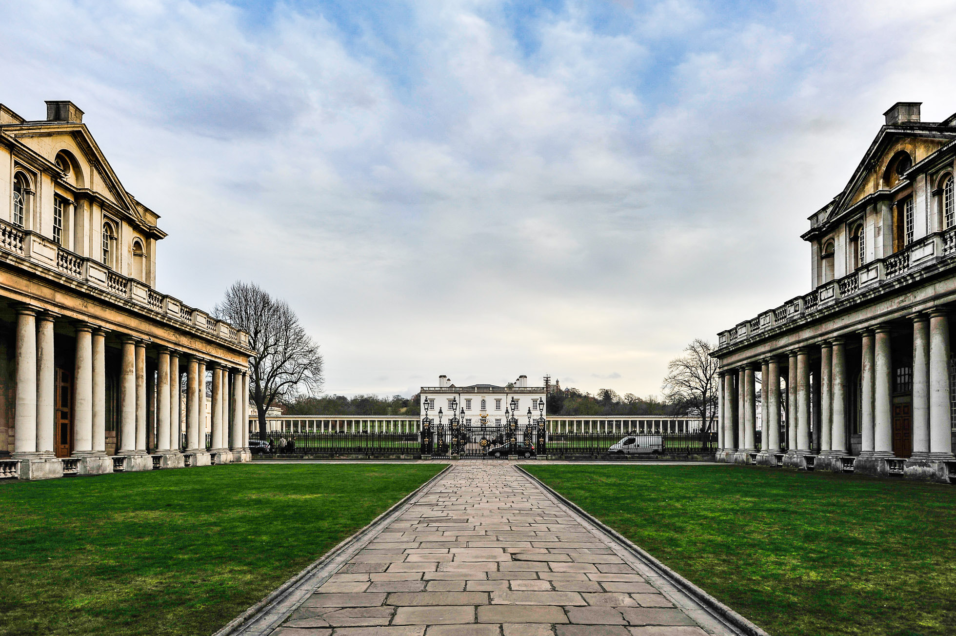 Nikon D700 + Nikon AF-S Nikkor 24mm F1.4G ED sample photo. London photography