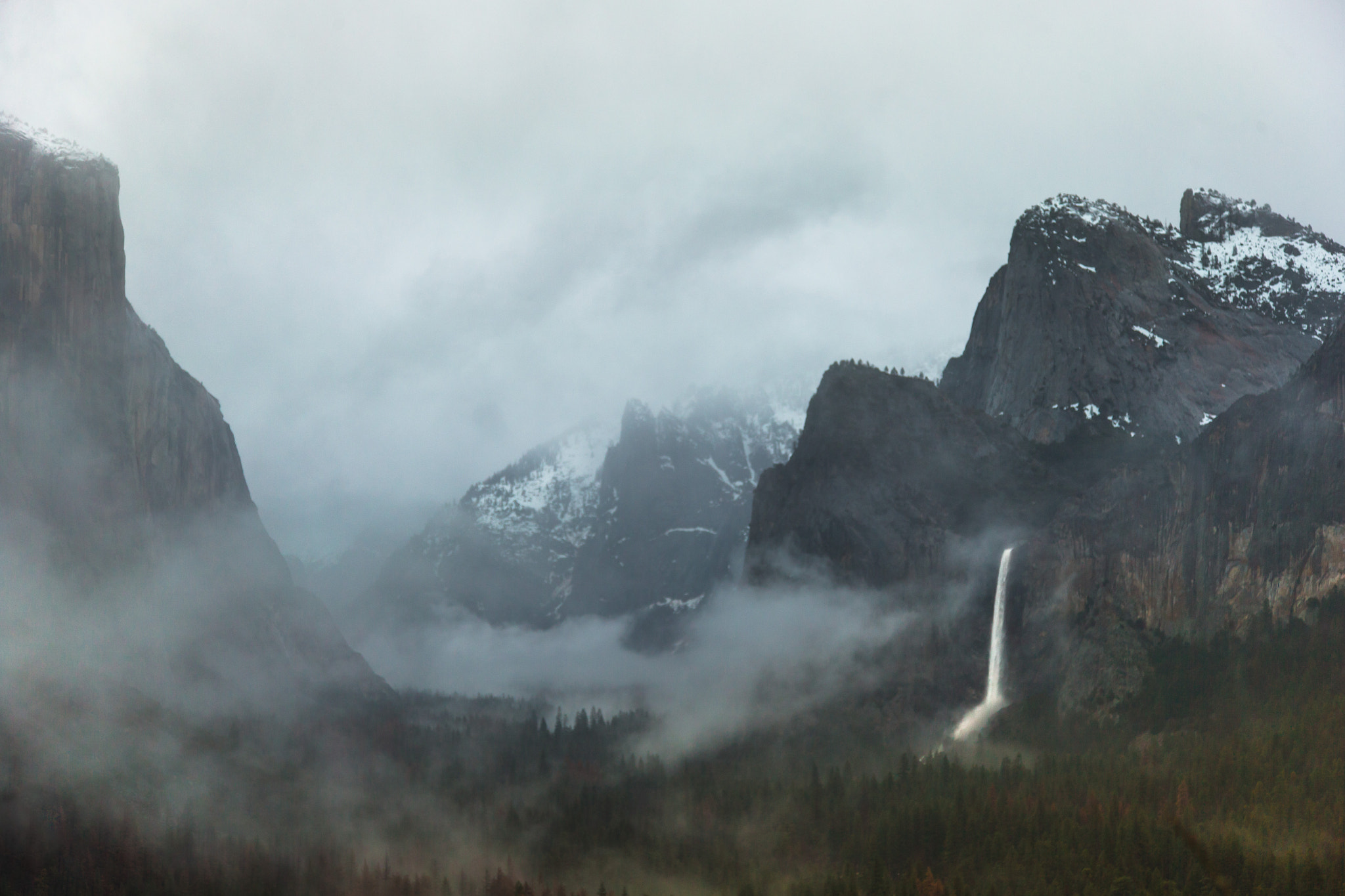 Canon EOS-1D X sample photo. Cloudy day photography
