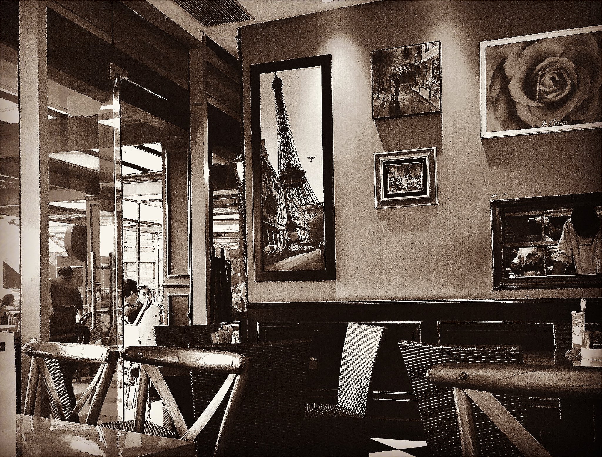 Hipstamatic 333 sample photo. Oh la la cafe photography