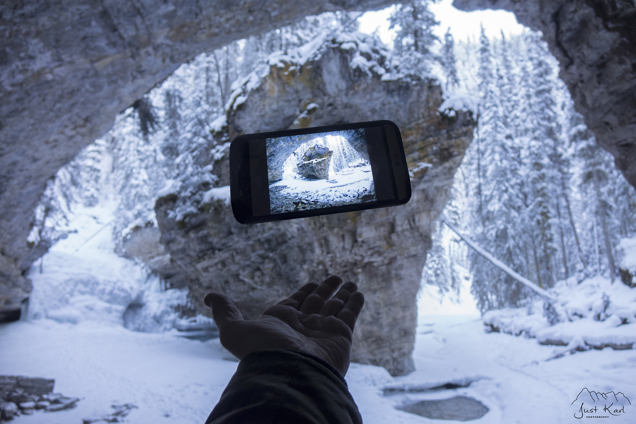 Sony Cyber-shot DSC-RX10 + 24-200mm F2.8 sample photo. Johnston canyon photography