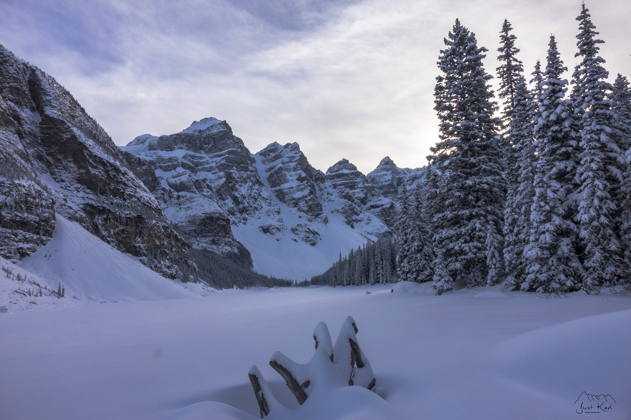 Sony Cyber-shot DSC-RX10 sample photo. Moraine lake copy photography