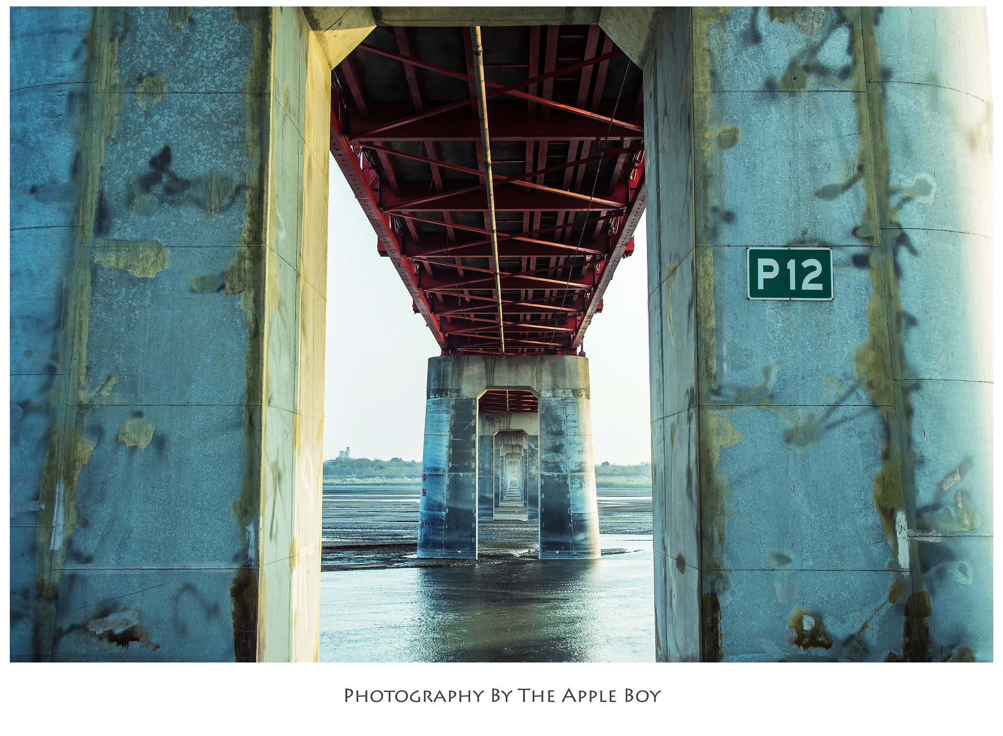 Canon EF-S 17-55mm F2.8 IS USM sample photo. Pier photography