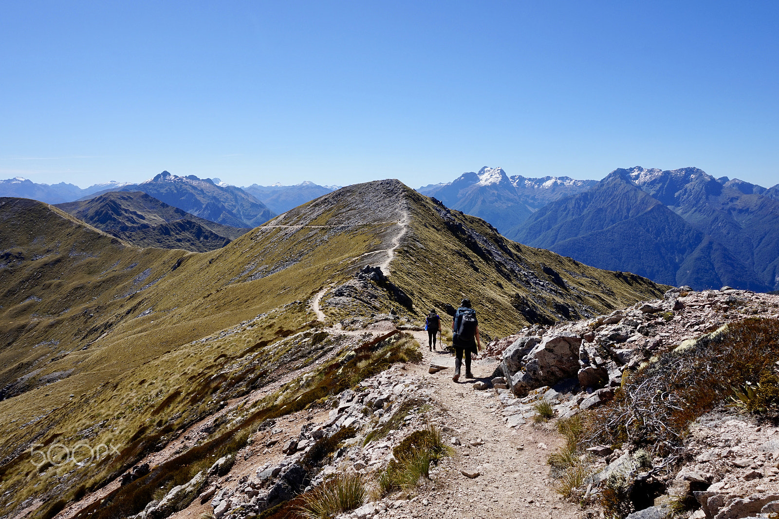 Sony Alpha a5000 (ILCE 5000) + Sony E 18-50mm F4-5.6 sample photo. Walking on the ridge photography