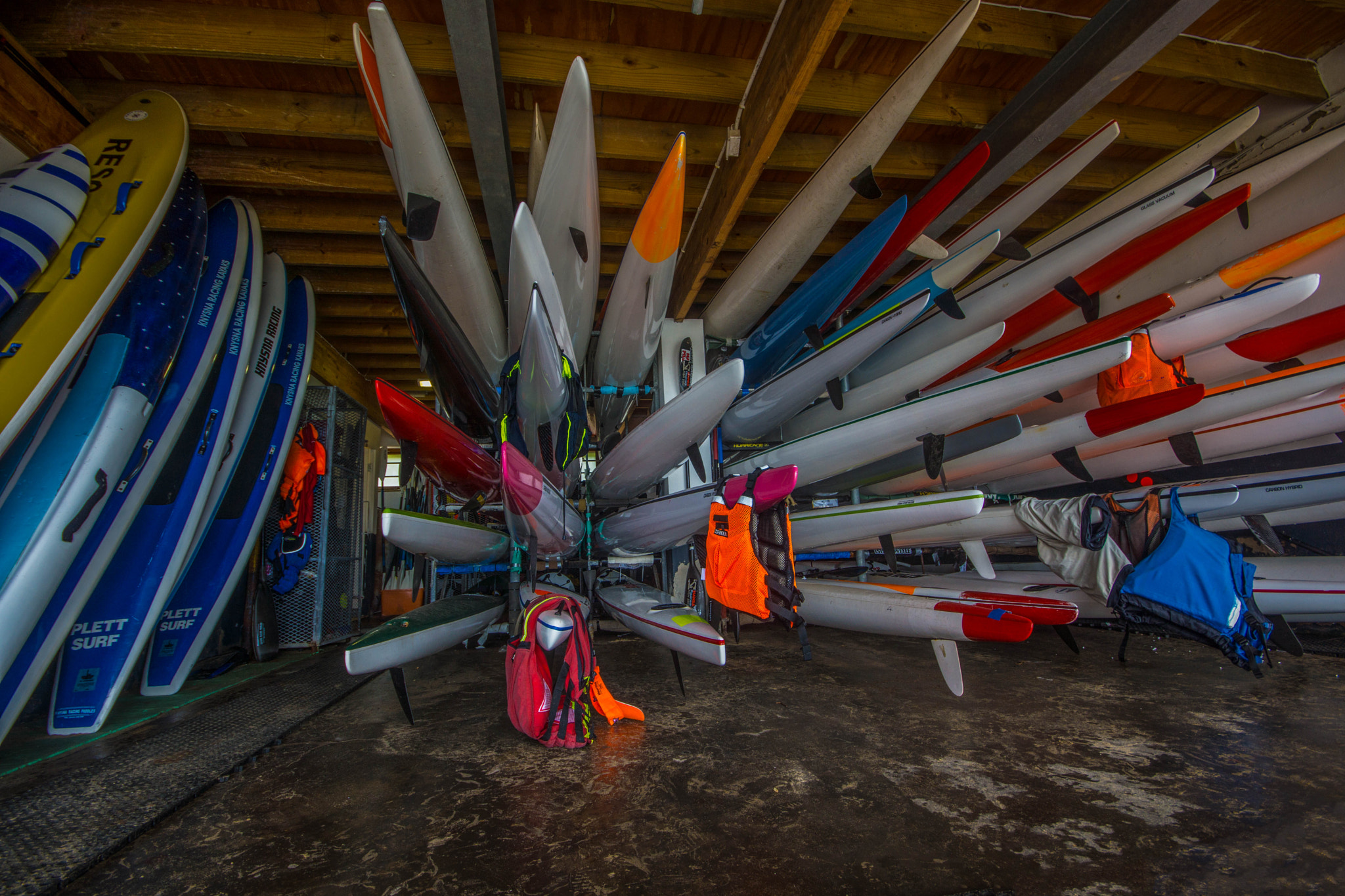 Sigma AF 10-20mm F4-5.6 EX DC sample photo. The boat shed photography