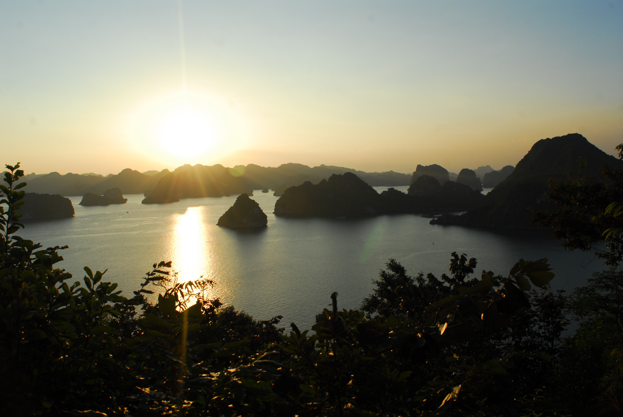 Nikon D200 sample photo. Ha long bay, vietnam photography