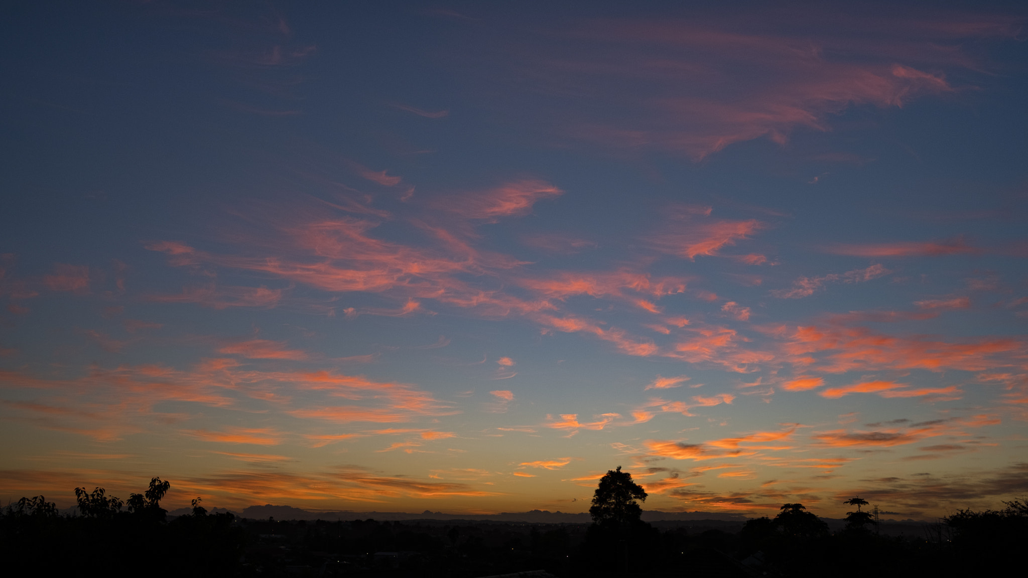 Fujifilm X-T2 sample photo. Morning sky over auckland's suburbs photography