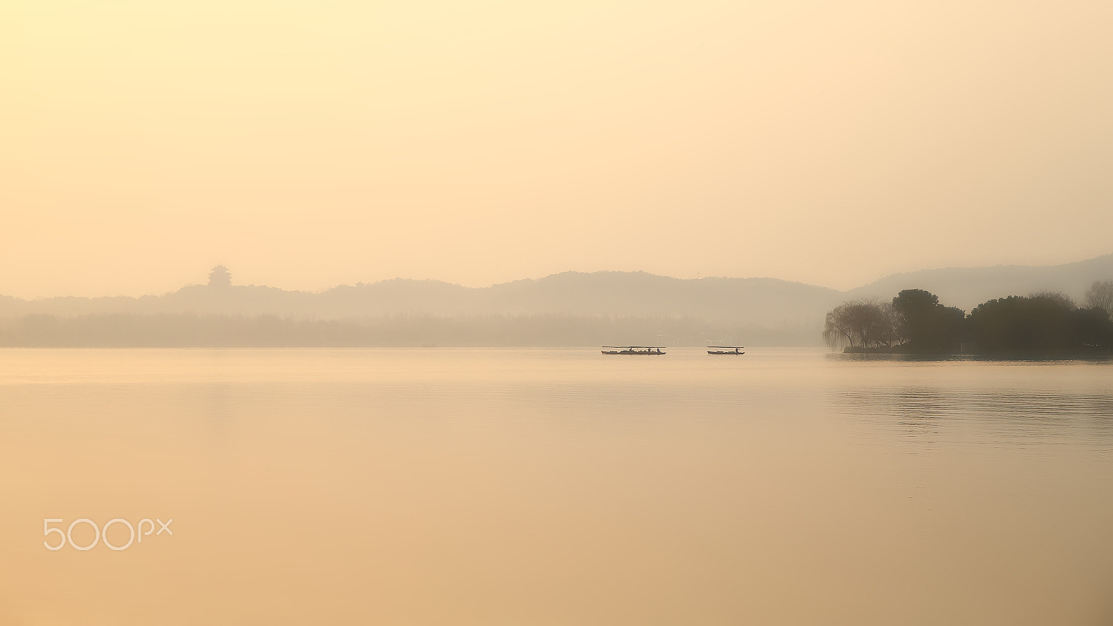 Canon EF 24-70mm F4L IS USM sample photo. 杭州西湖 photography
