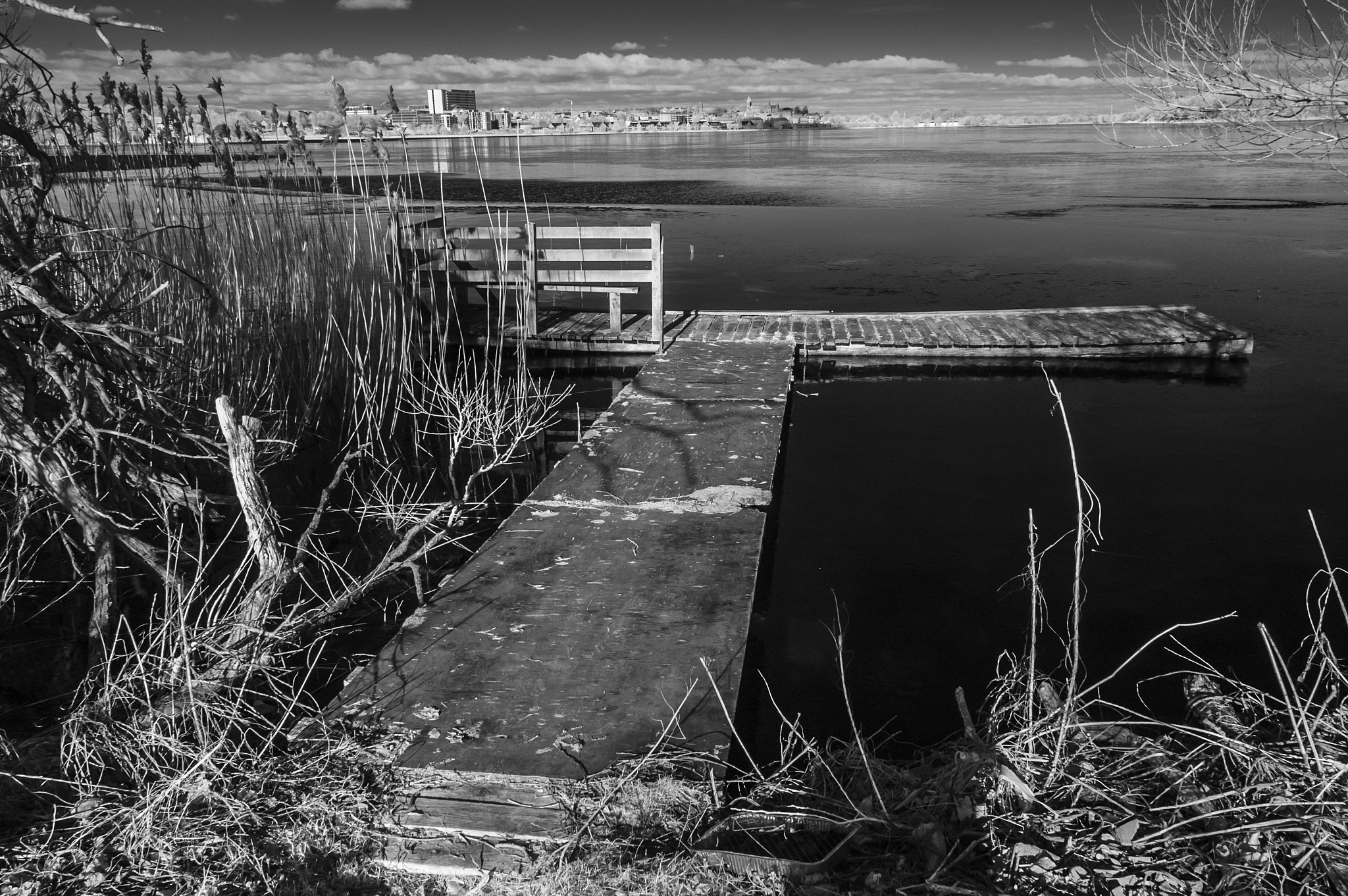 Nikon D70s sample photo. The t bathing jetty photography