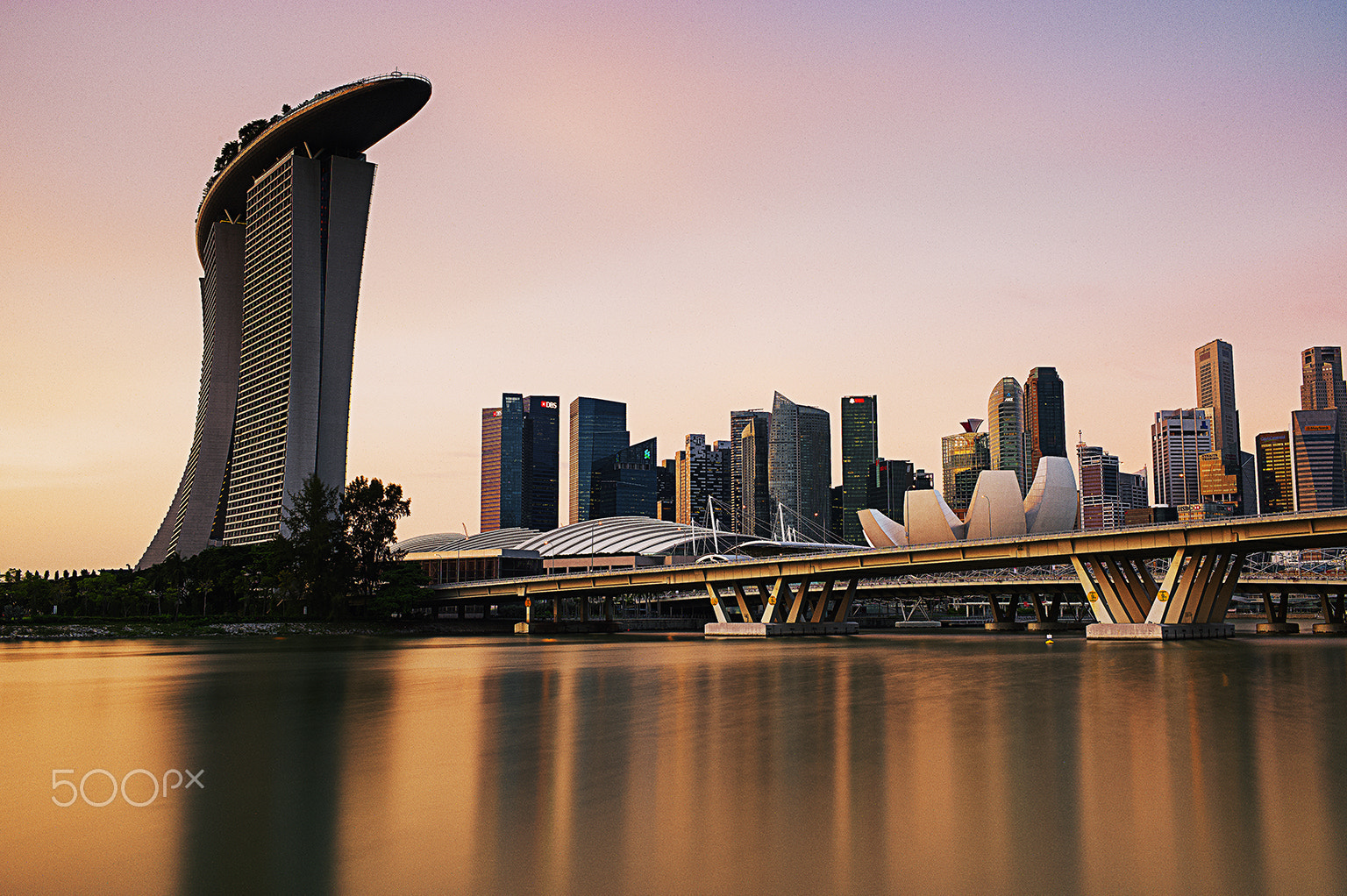 Leica M9 + Leica Summicron-M 35mm F2 ASPH sample photo. See u ,singapore photography