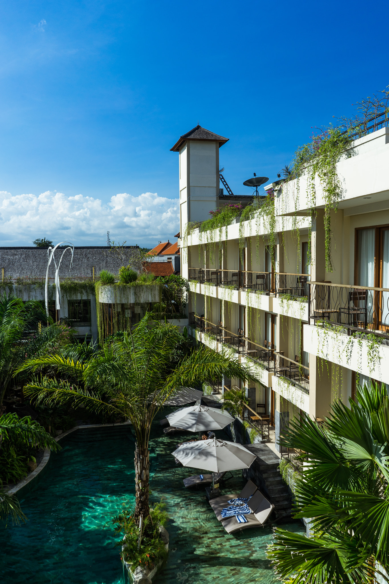 Sony FE 28mm F2 sample photo. Anumana hotel photography