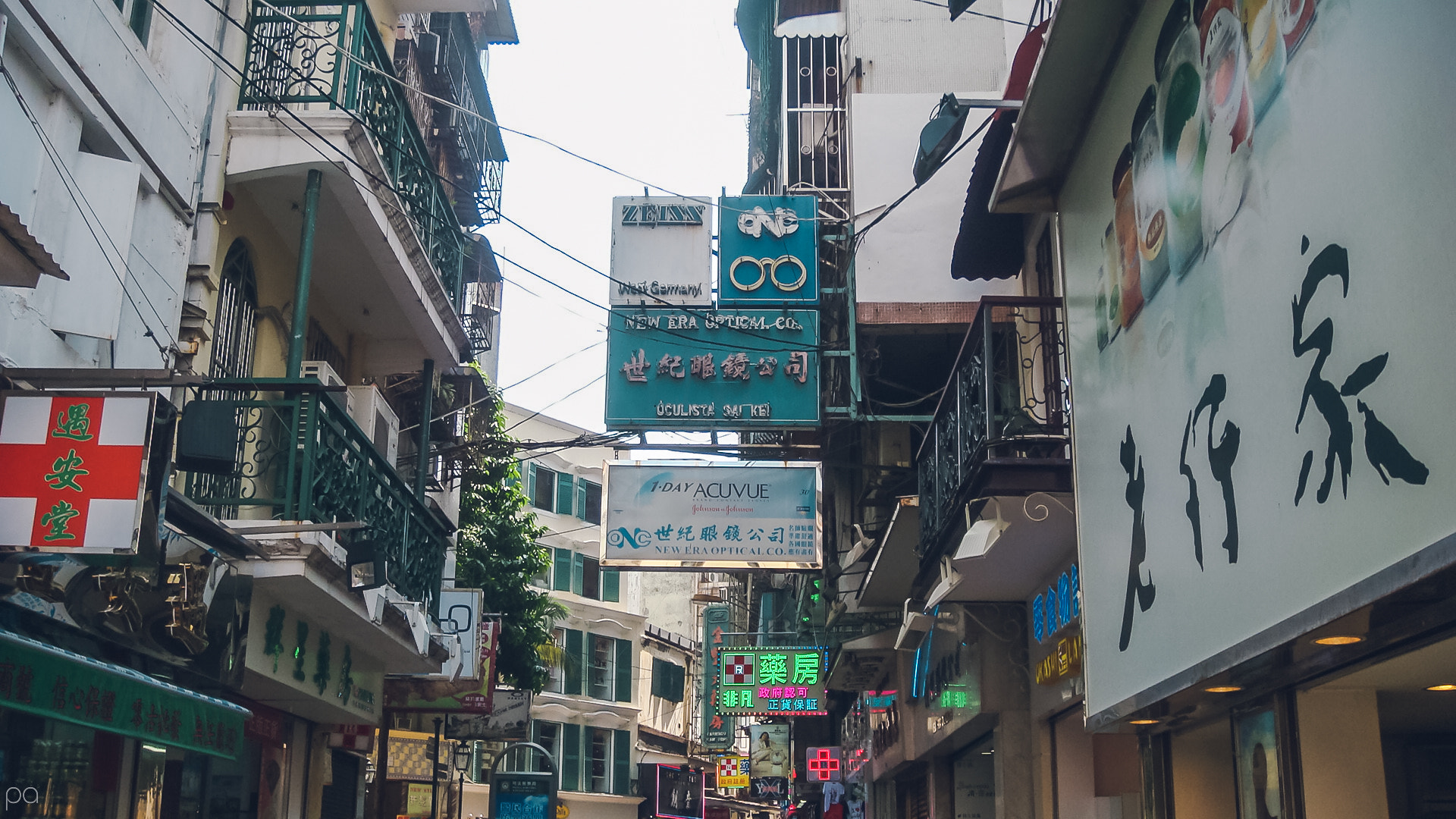 Sony DSC-T200 sample photo. Macau street.jpg photography