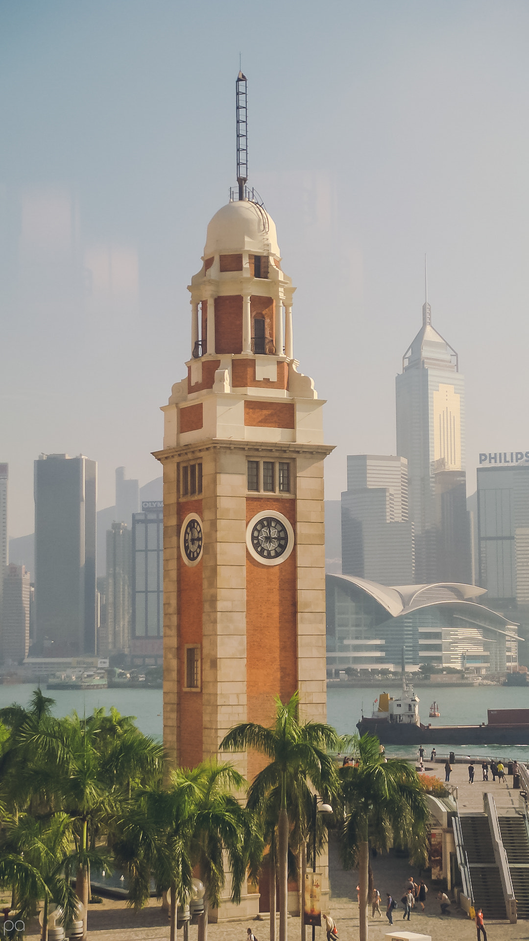 Sony DSC-T200 sample photo. Hong kong clock.jpg photography