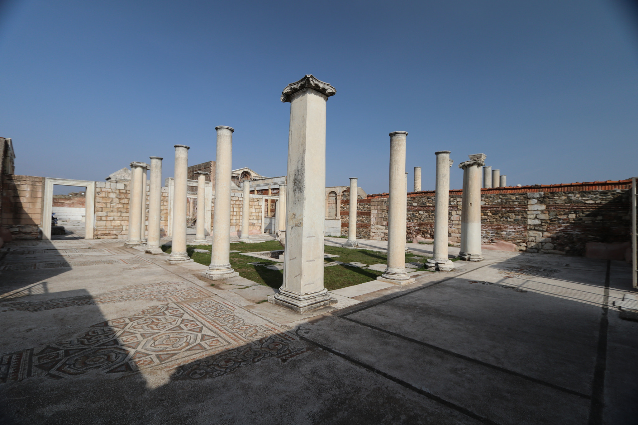 Canon EF-S 10-22mm F3.5-4.5 USM sample photo. Img photography