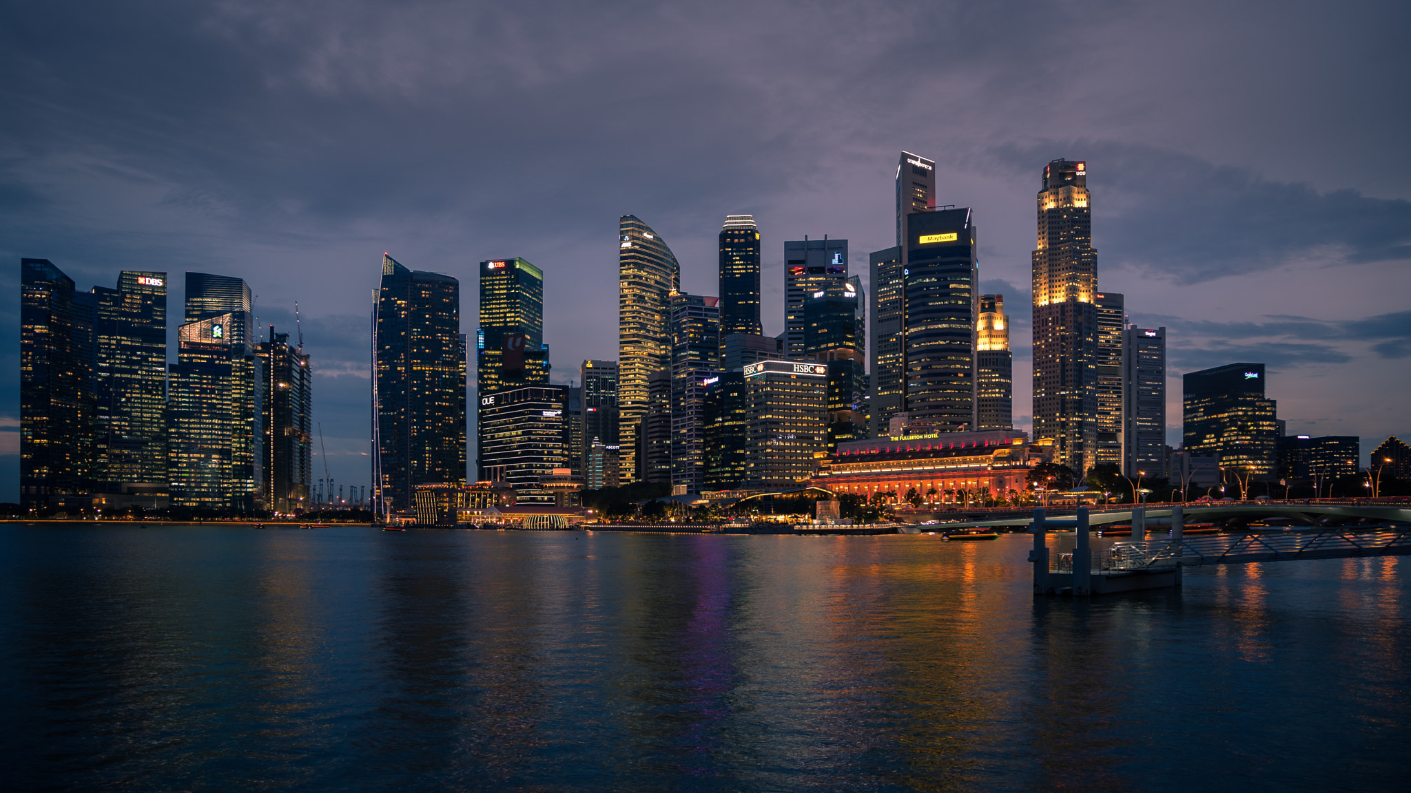 DT 24-70mm F2.8 SAM sample photo. Skyline of singapore photography